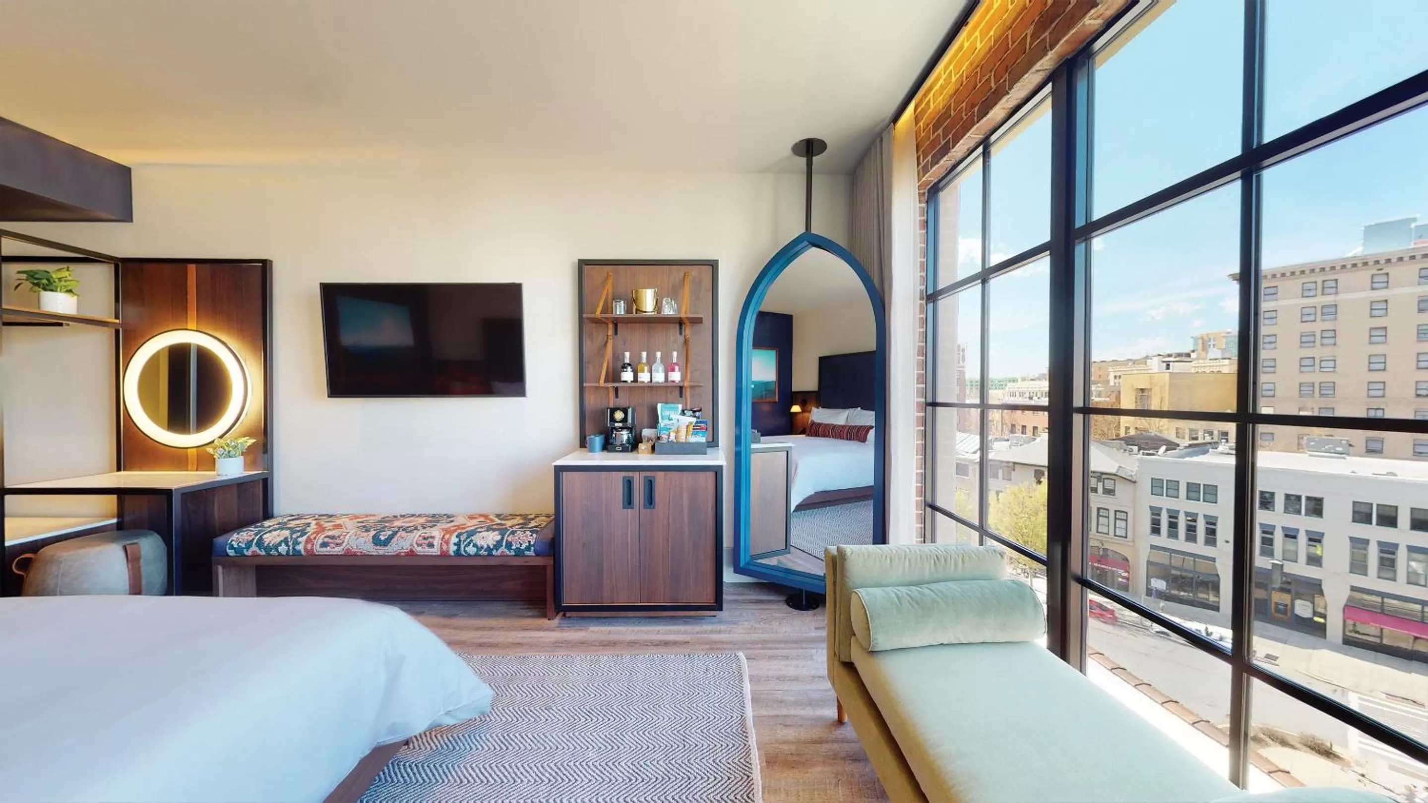 TV and multimedia, Bed in The Restoration Asheville