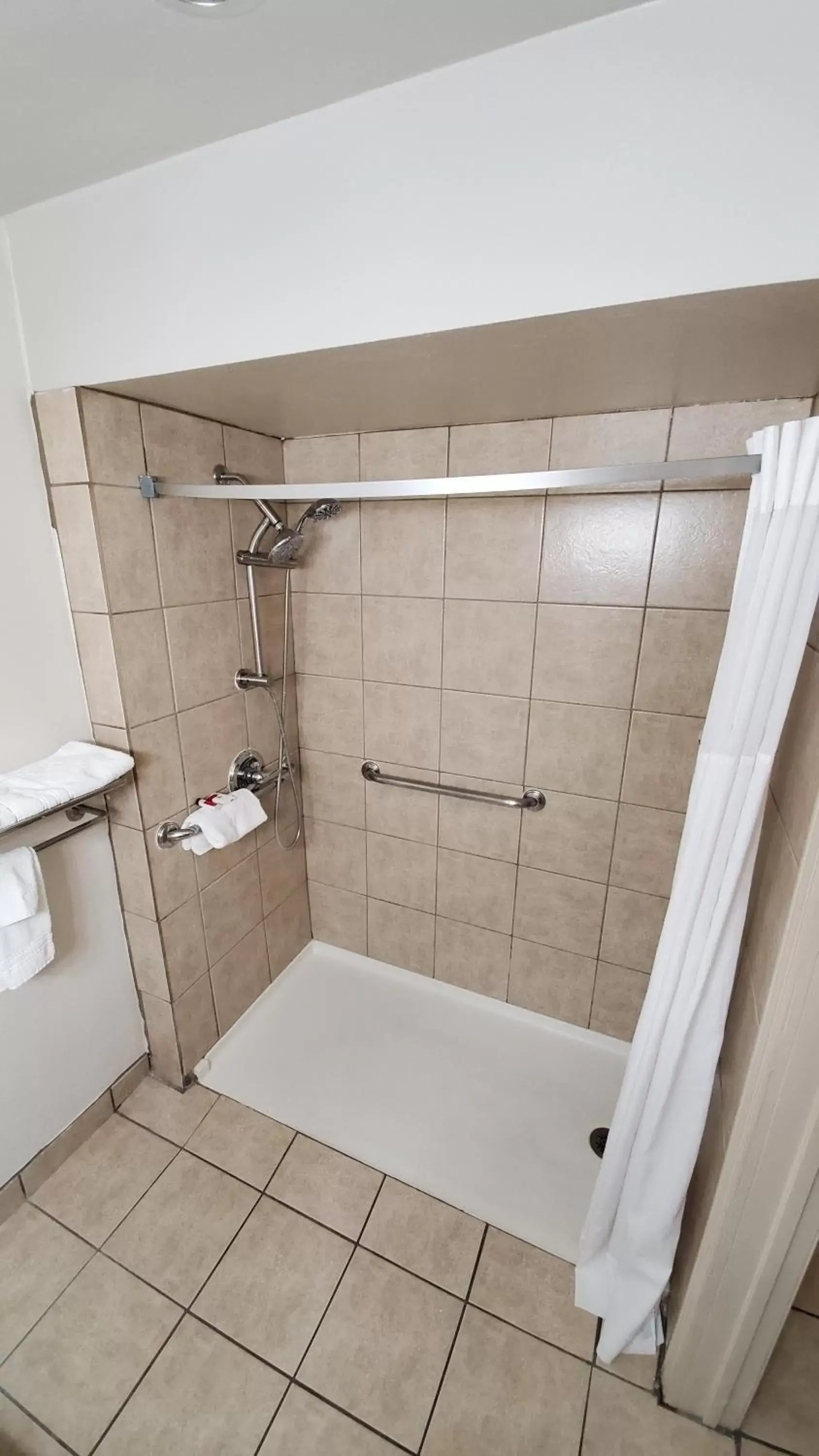 Shower, Bathroom in Days Inn by Wyndham Roswell