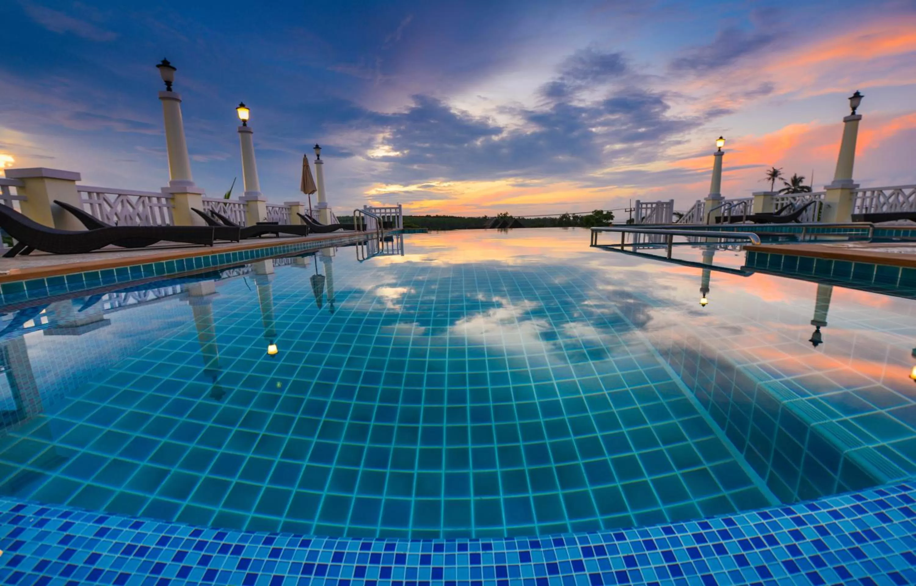 Swimming pool in Krabi Front Bay Resort