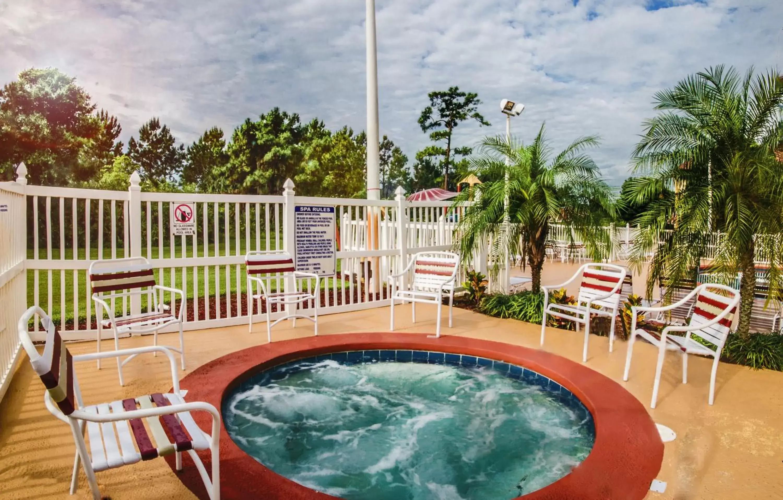 Swimming Pool in Parc Corniche Condominium Suites
