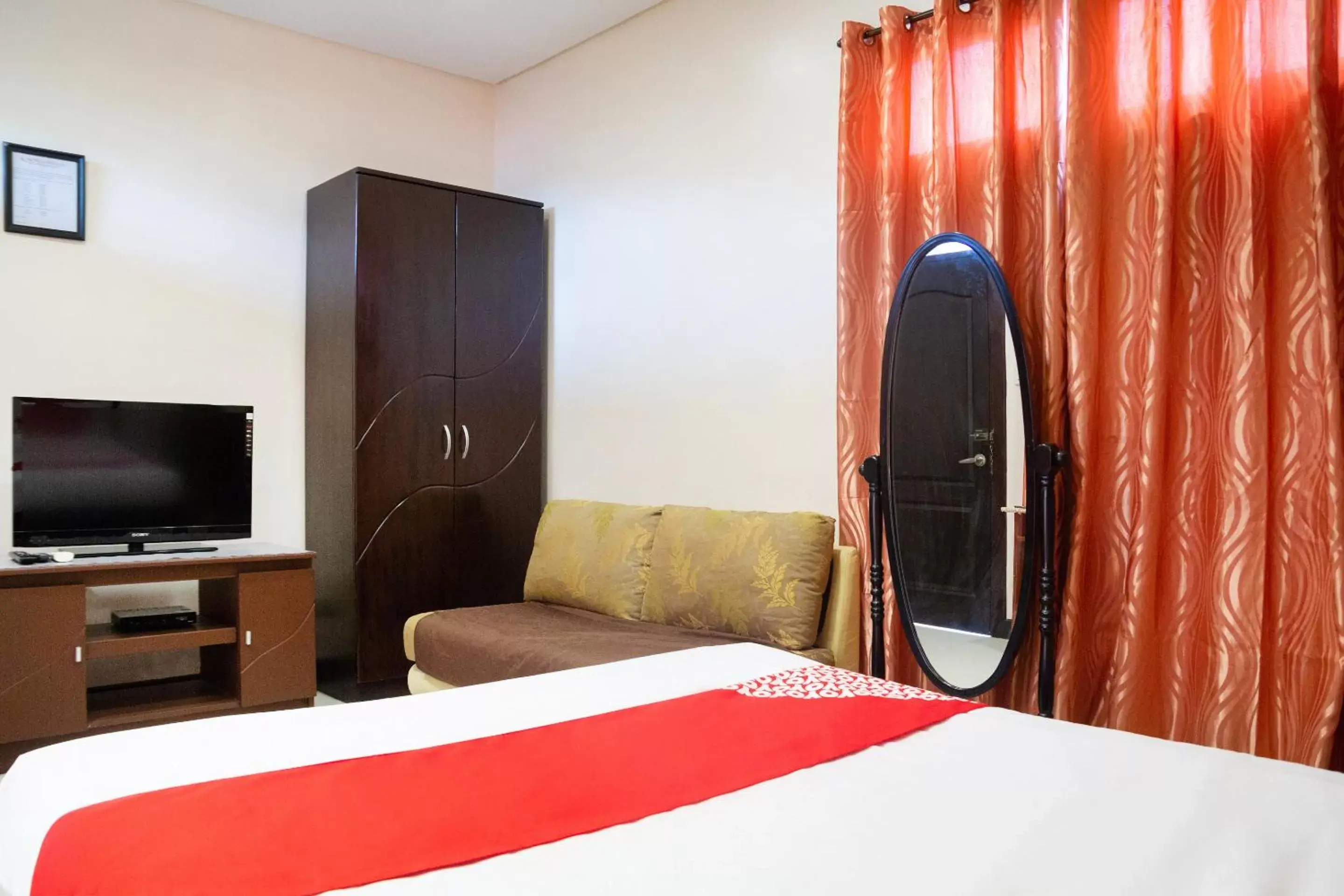 Bedroom, Bed in OYO 153 Espacio de Clarita Hometel
