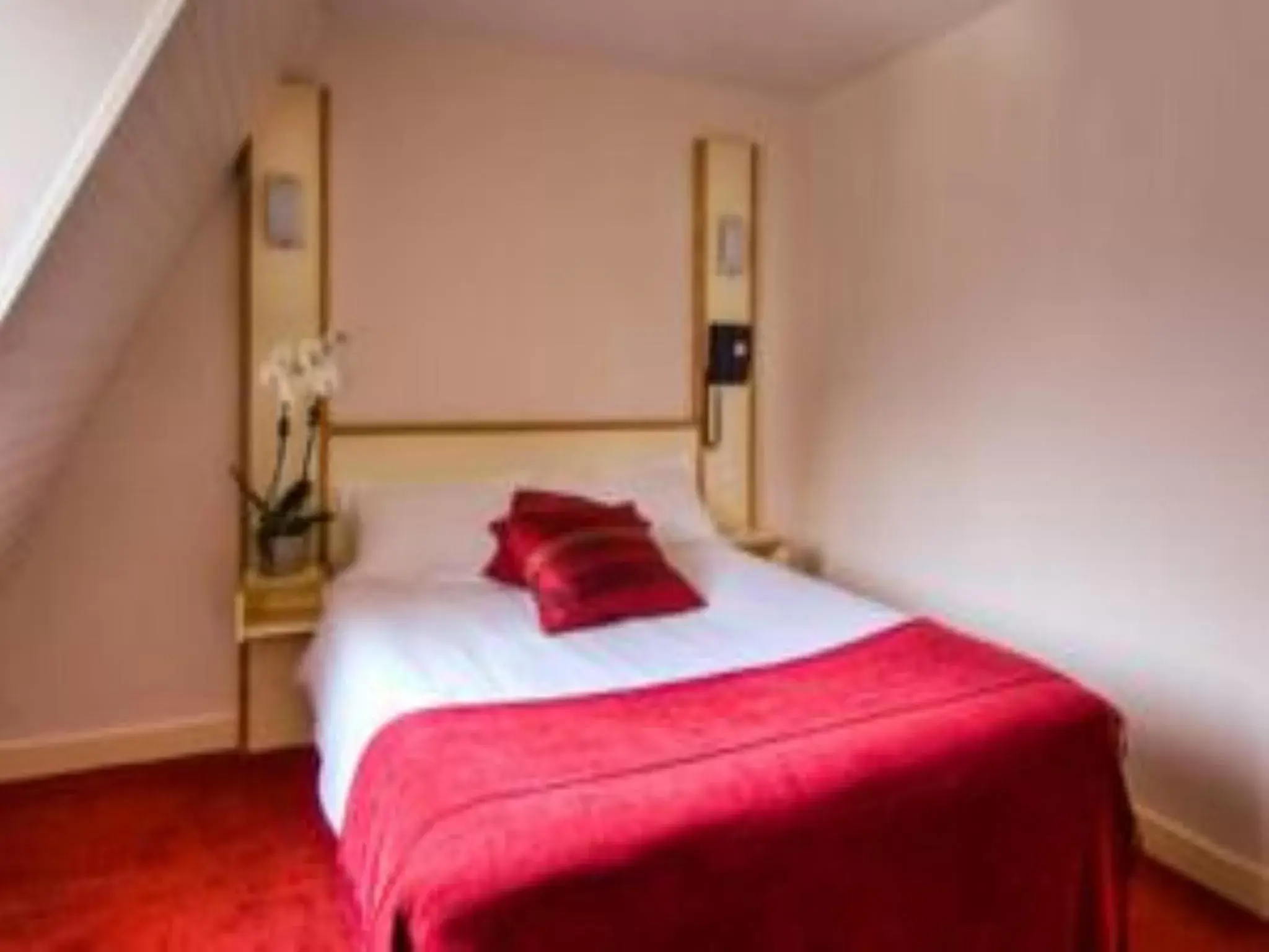 Standard Room (2 Adults) in Hotel Antin Saint-Georges