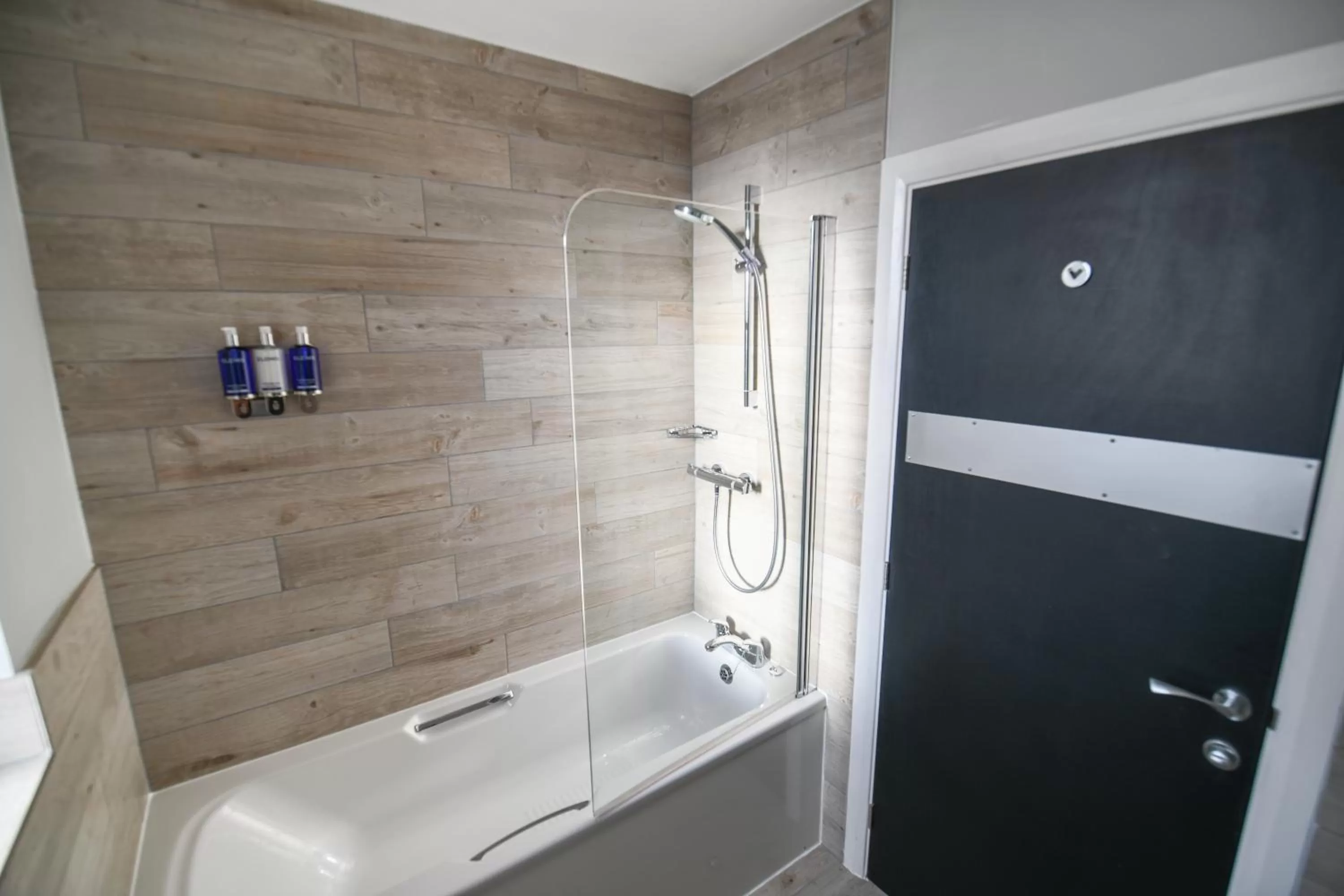 Bathroom in Belmont Llandudno