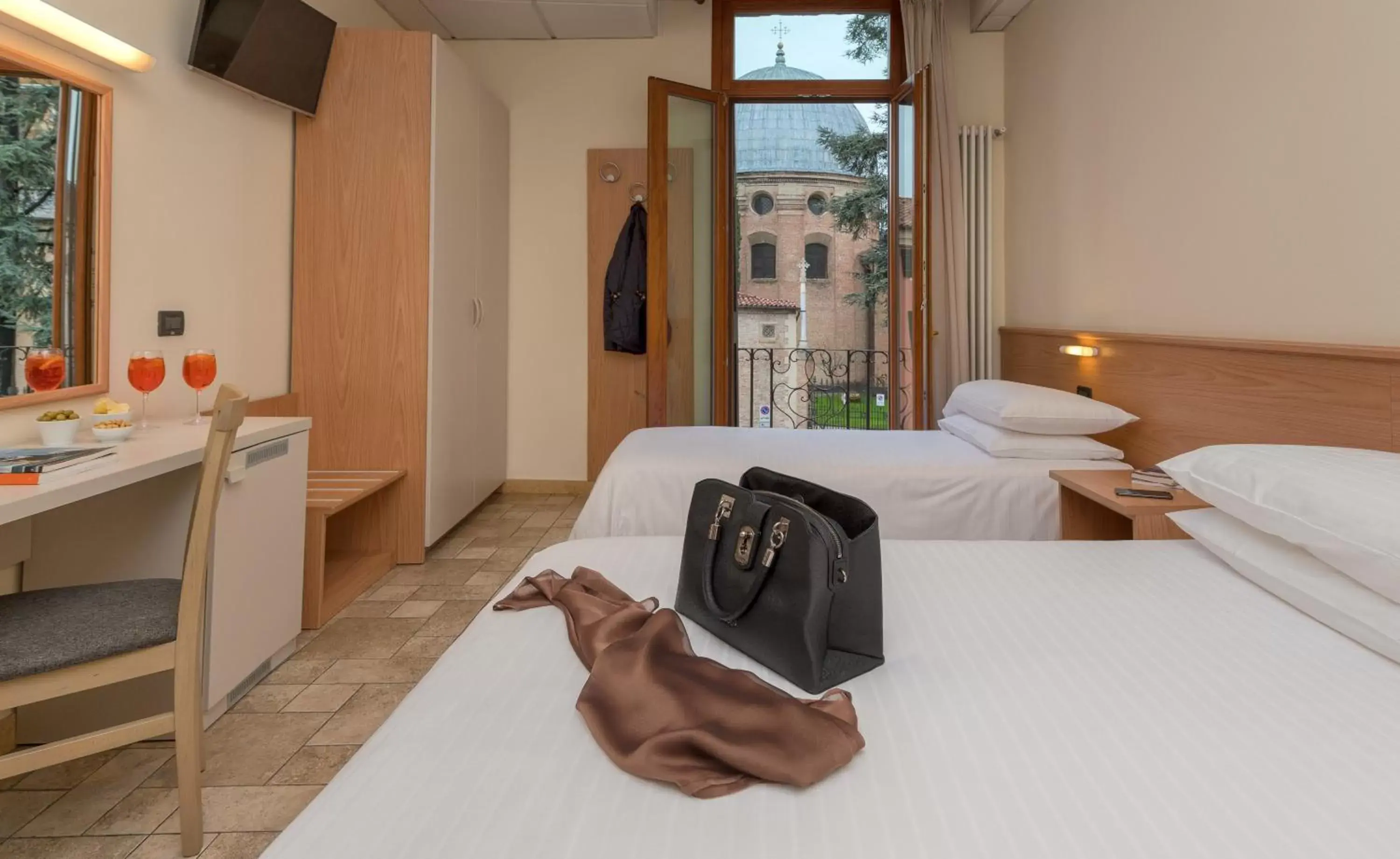 Photo of the whole room, Bed in Hotel Casa Del Pellegrino Photo of the whole room, Bed in Hotel Casa Del Pellegrino