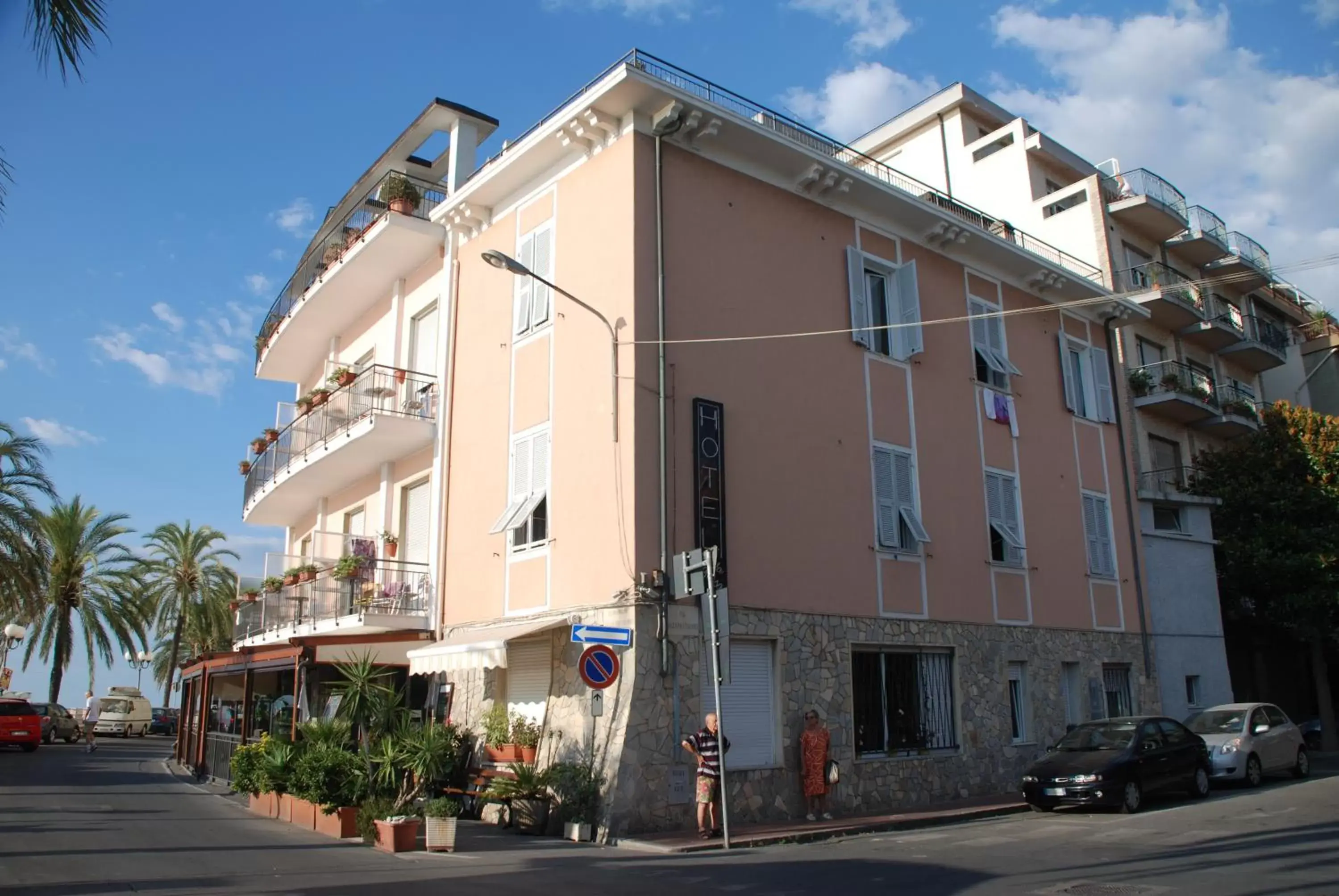 Facade/entrance, Property Building in Albium - Hotel Sul Mare