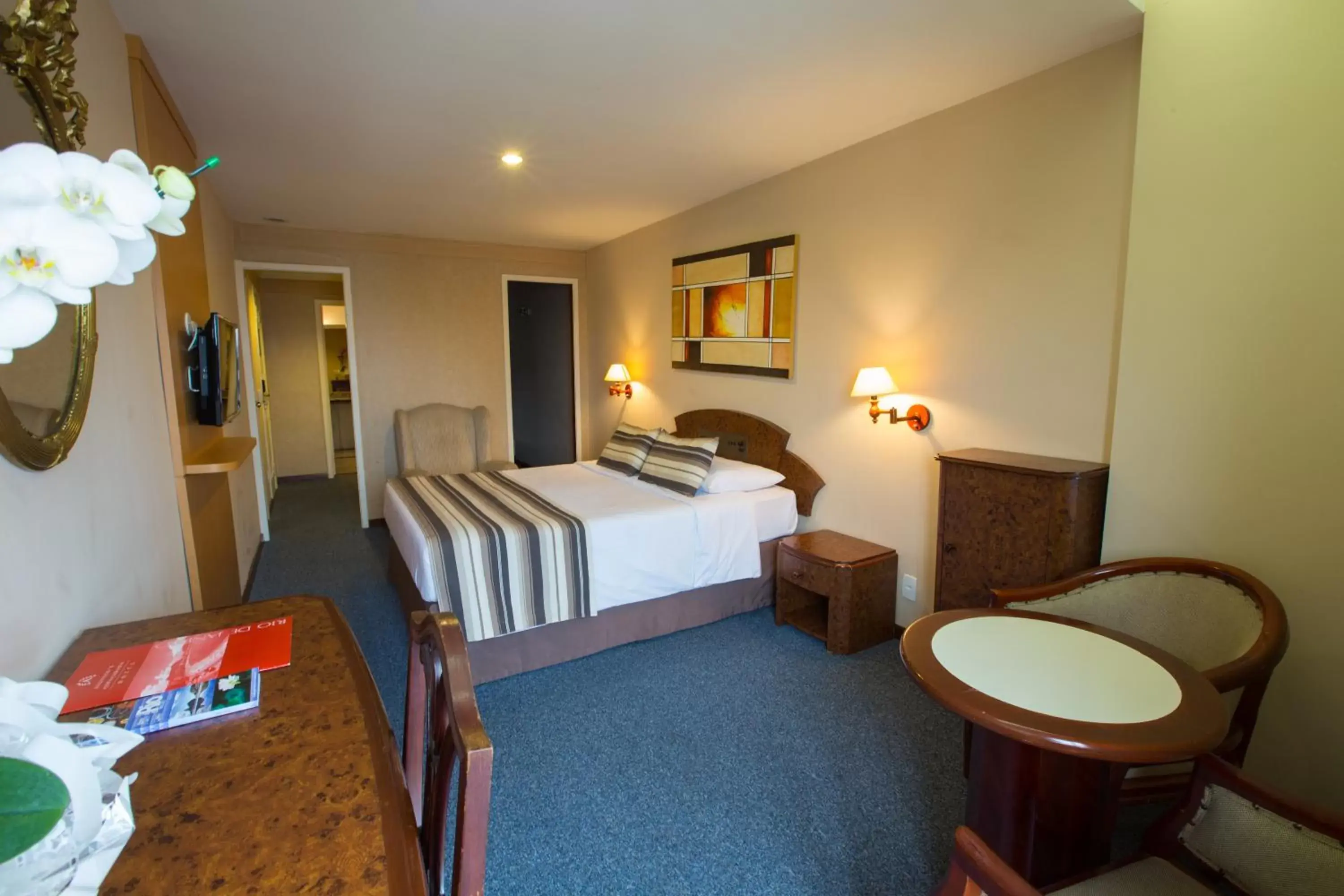 Photo of the whole room, Bed in Augusto's Copacabana Hotel Photo of the whole room, Bed in Augusto's Copacabana Hotel