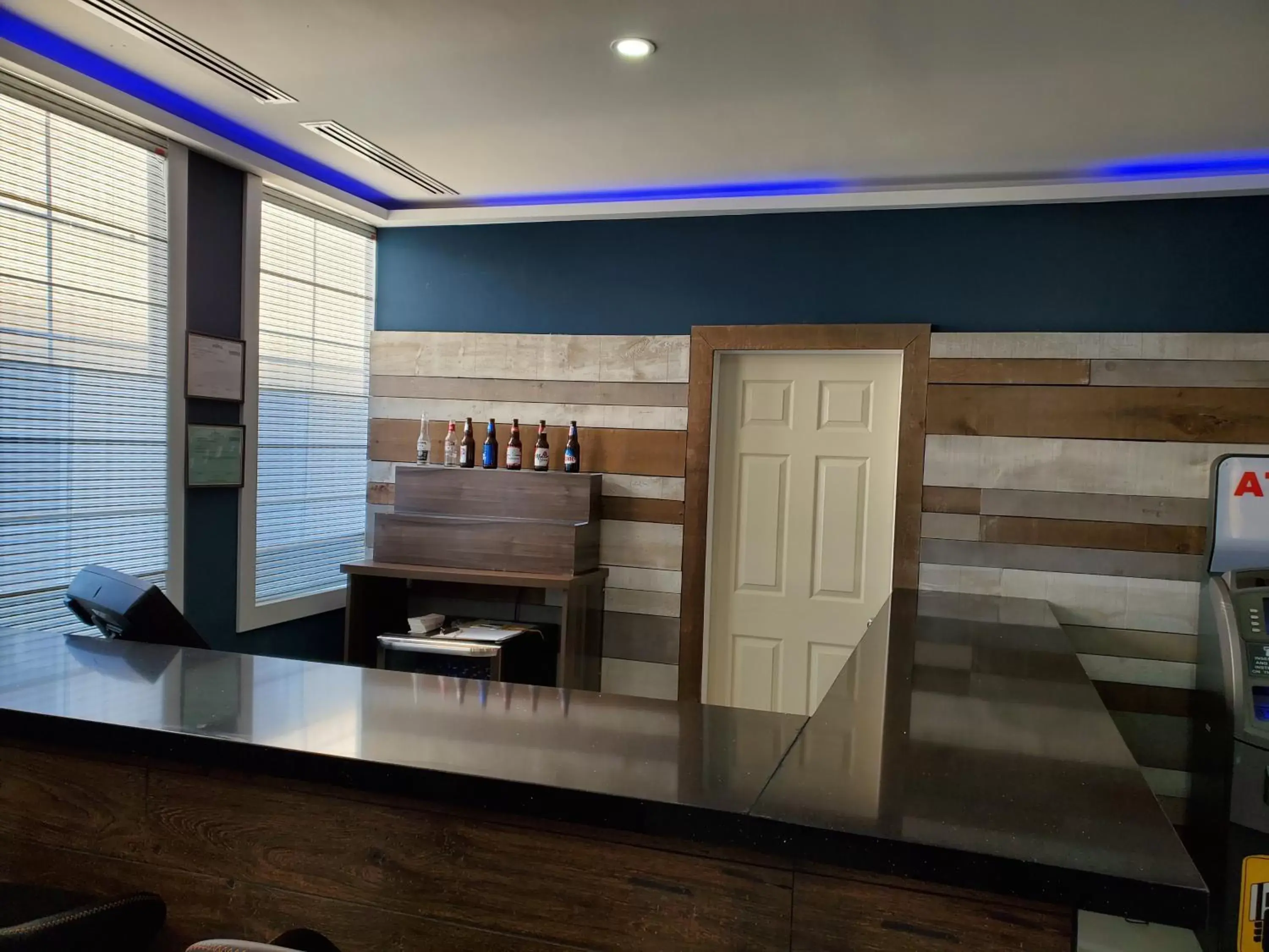 Lounge or bar in Days Inn by Wyndham Saint John