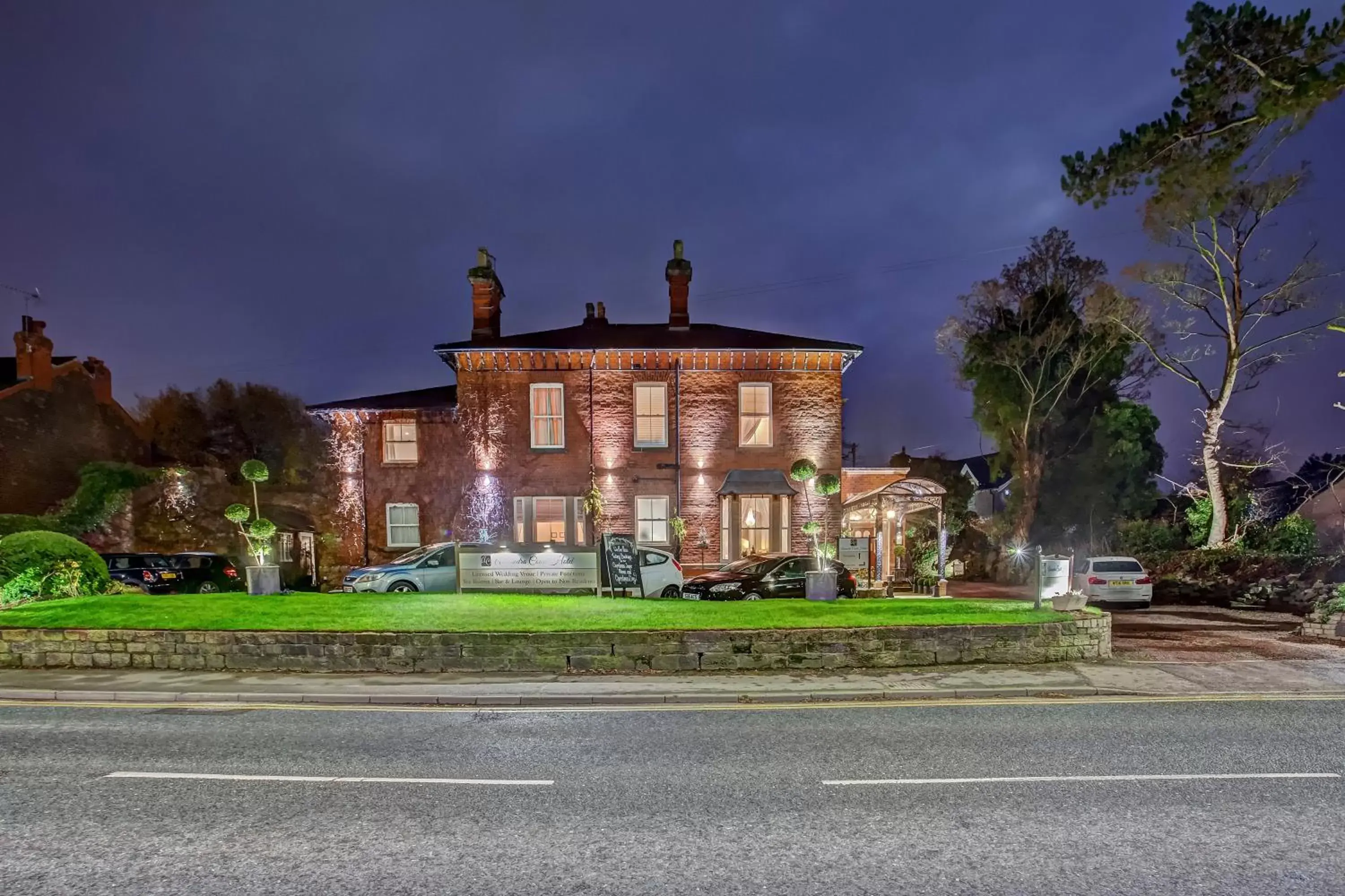 Property Building in Alexandra Court Hotel