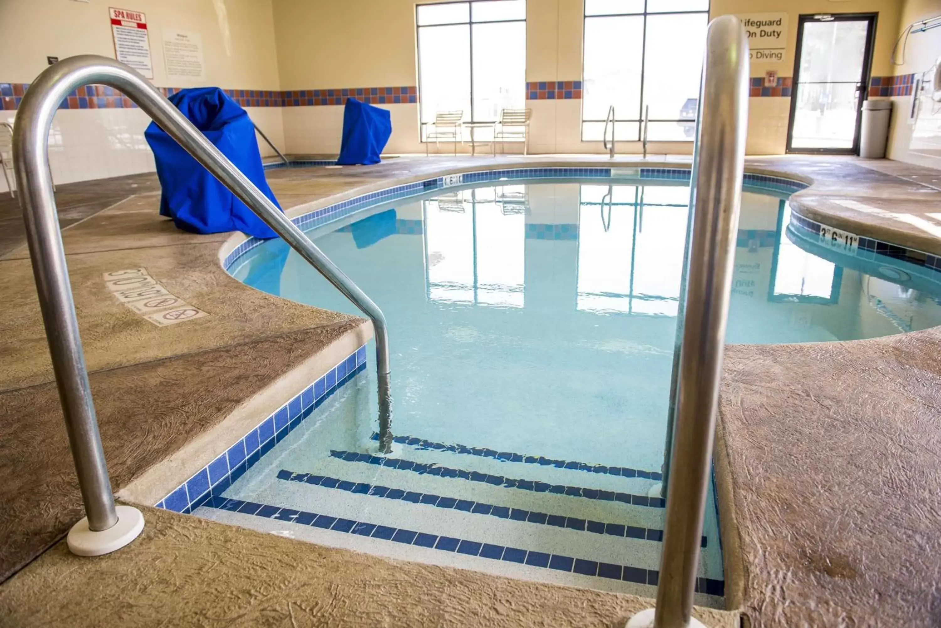 Pool view, Swimming Pool in Hampton Inn Plover-Stevens Point