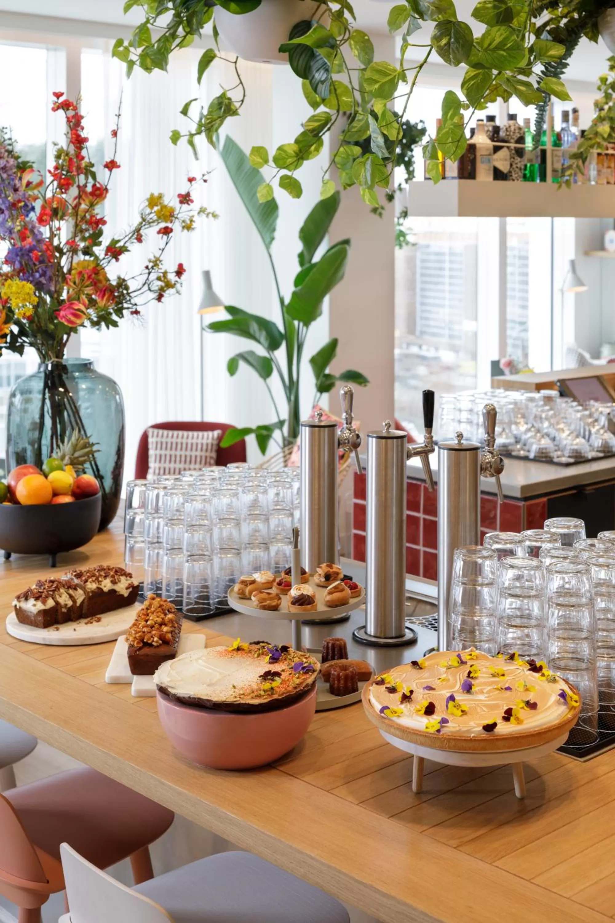 Restaurant/places to eat in Zoku Paris