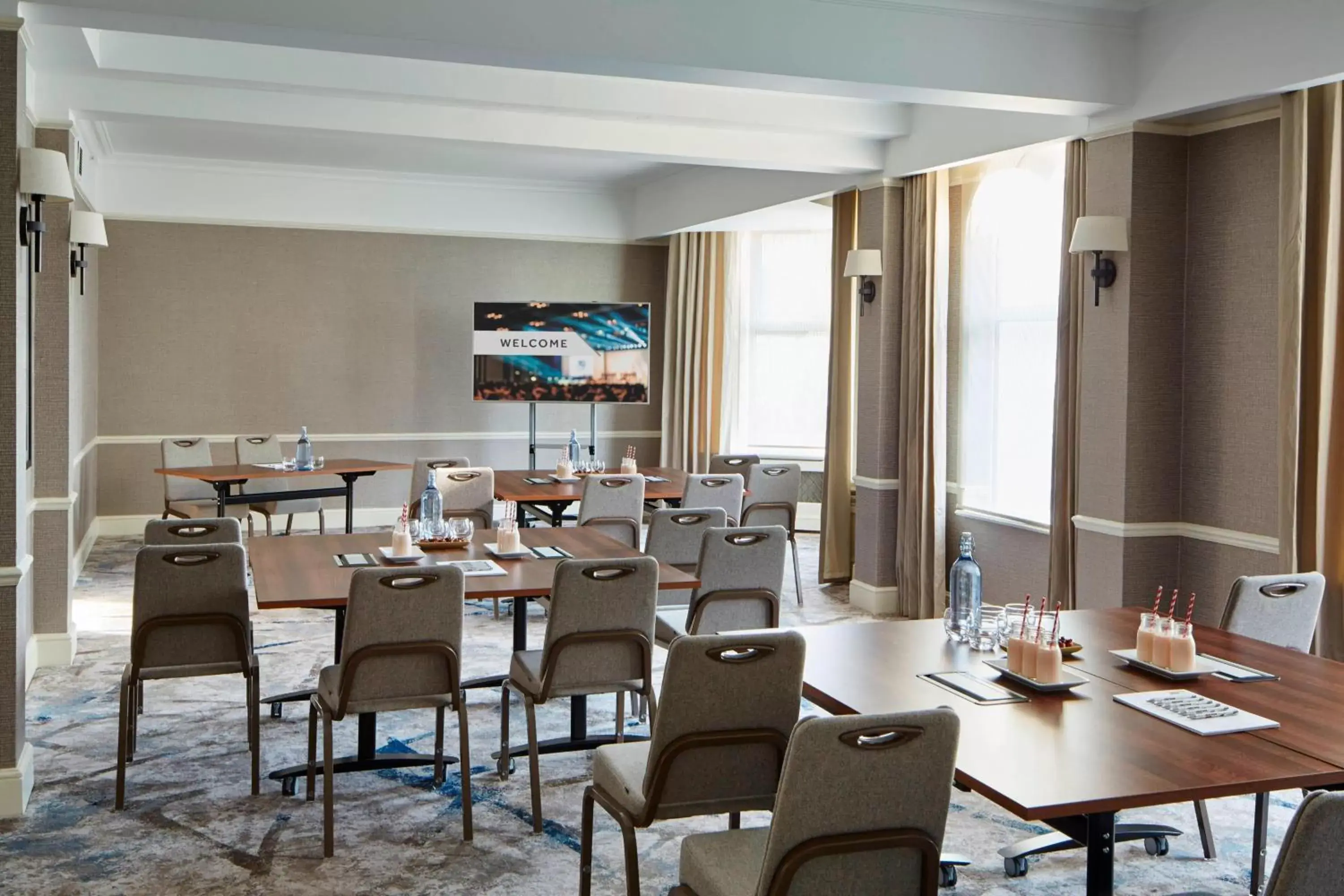 Meeting/conference room, Restaurant/Places to Eat in Bournemouth Highcliff Marriott Hotel