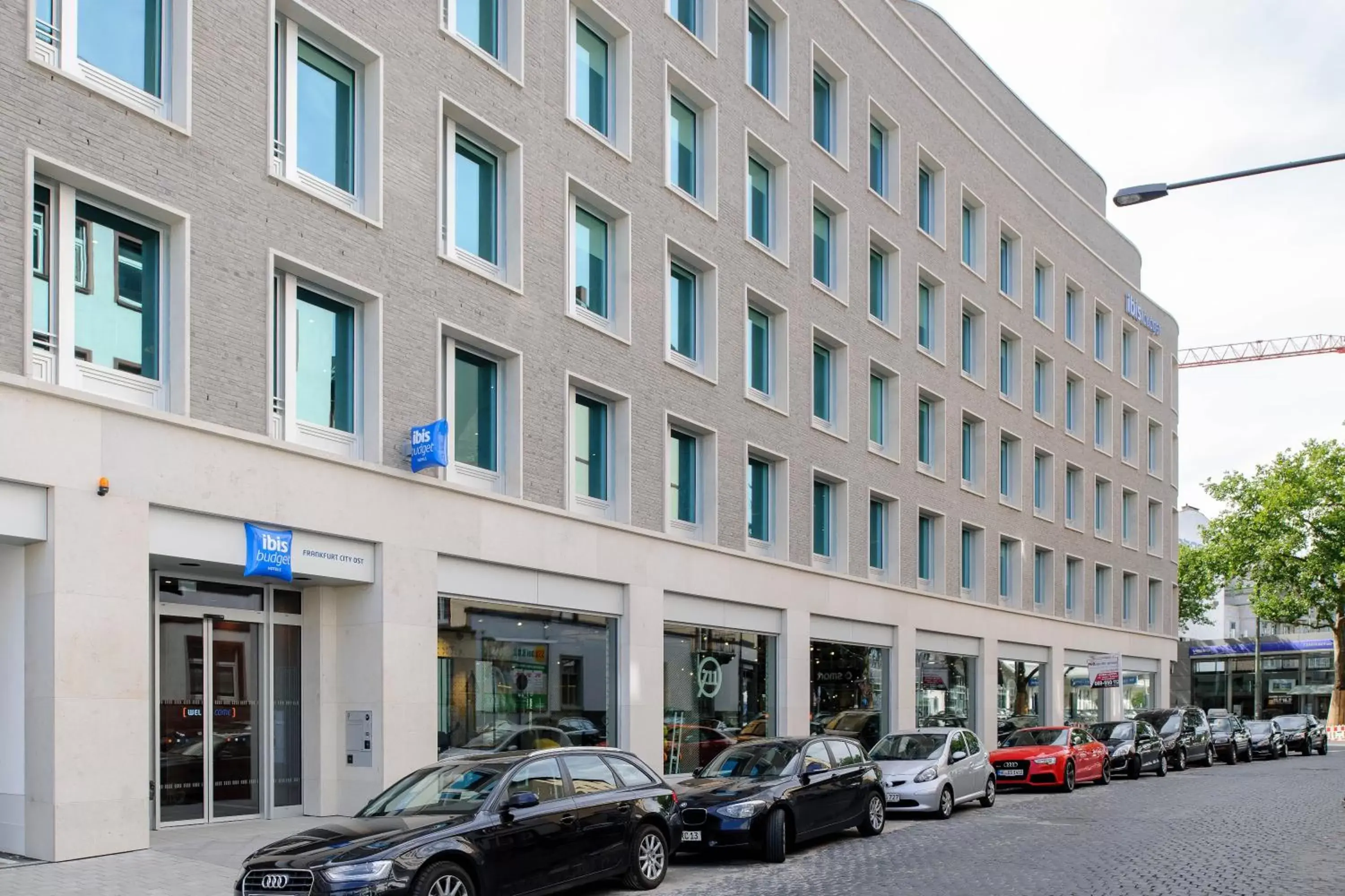 Facade/entrance, Property Building in ibis budget Frankfurt City Ost