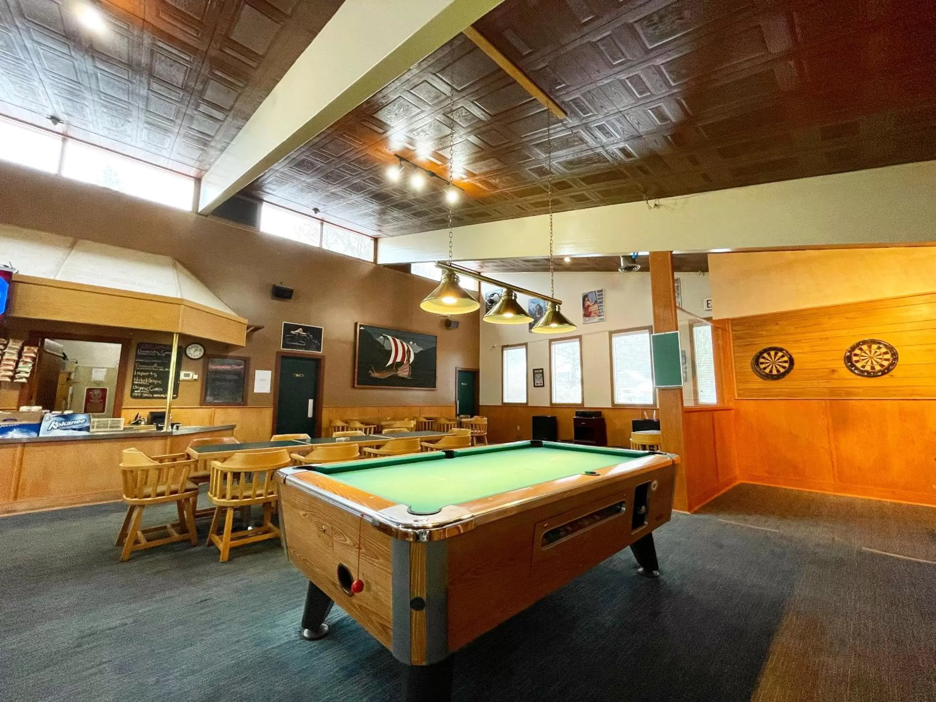 Billiard, Billiards in Valhalla Inn