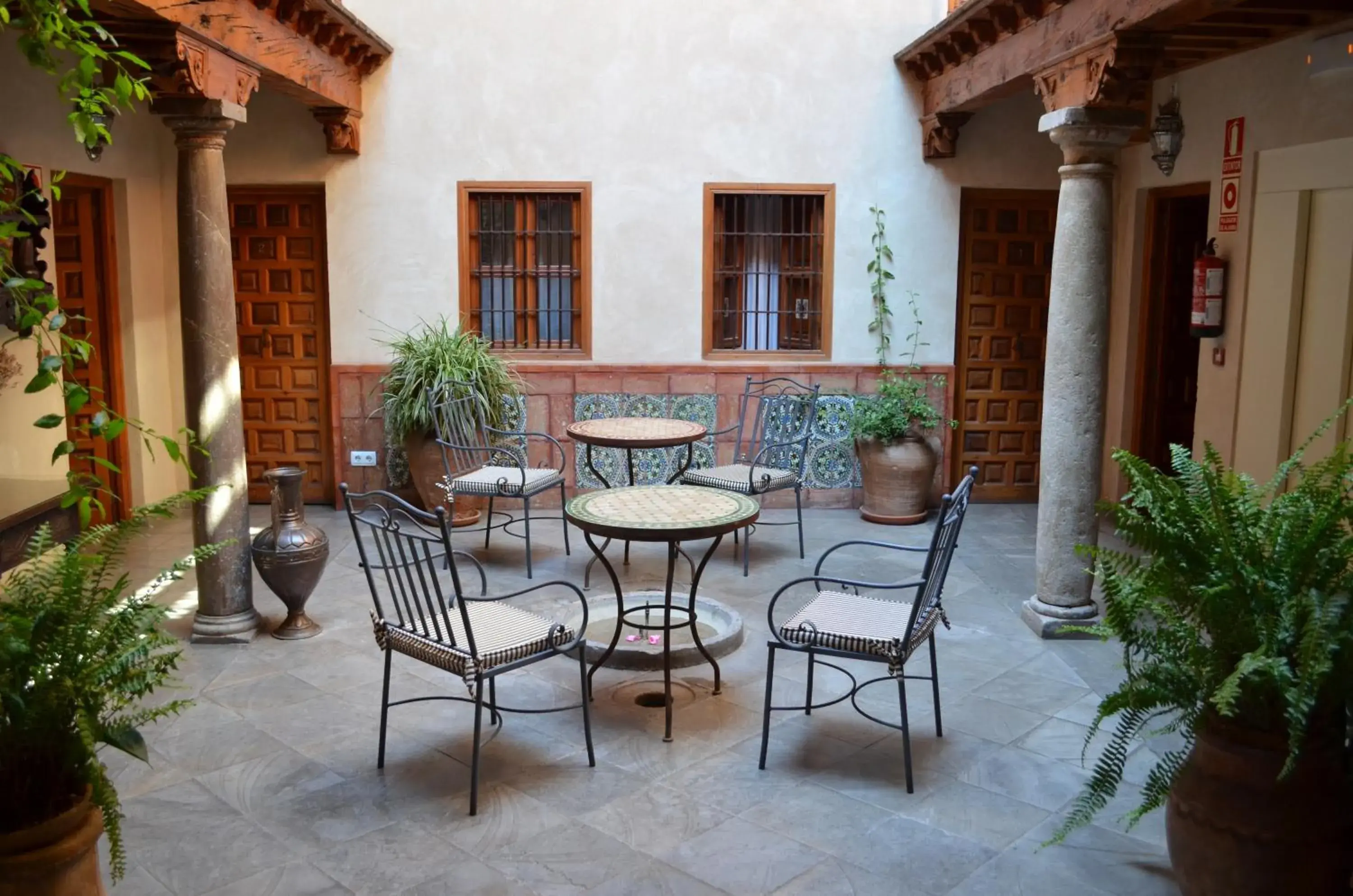 Patio in Hotel Santa Isabel La Real