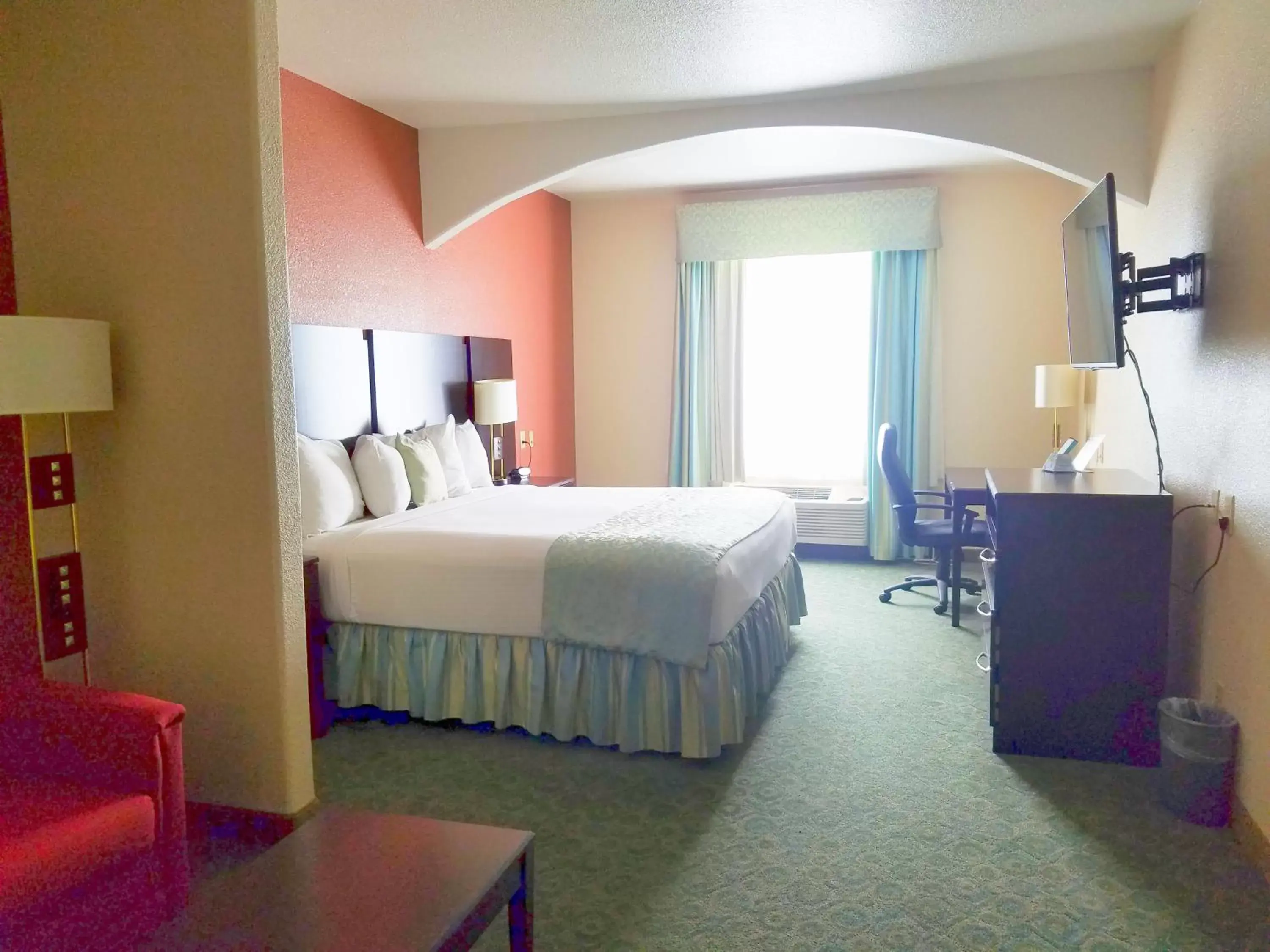 Bed in Ramada by Wyndham South Waco Bed in Ramada by Wyndham South Waco