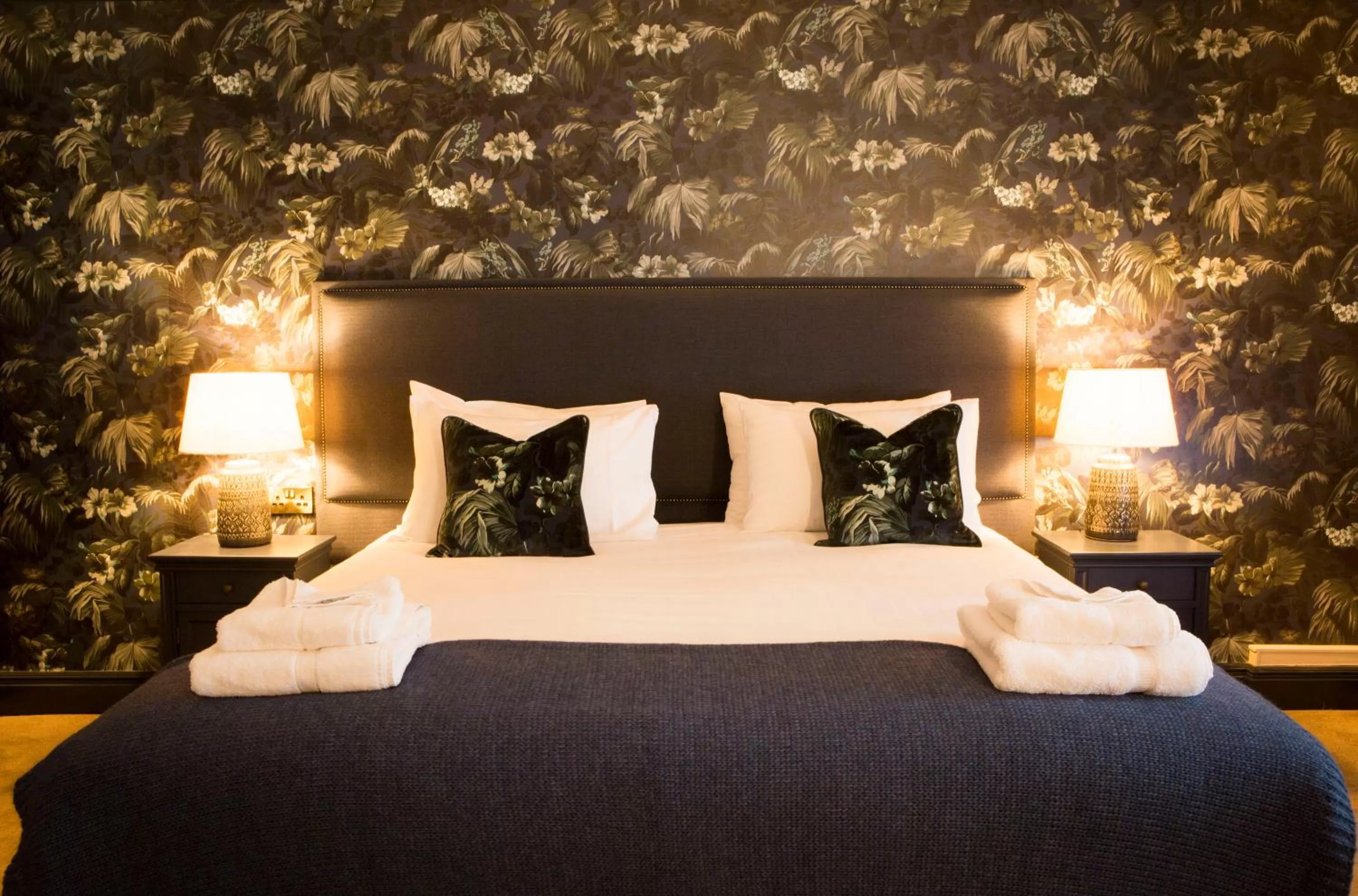 Bed in Wynnstay Arms, Ruabon, Wrexham