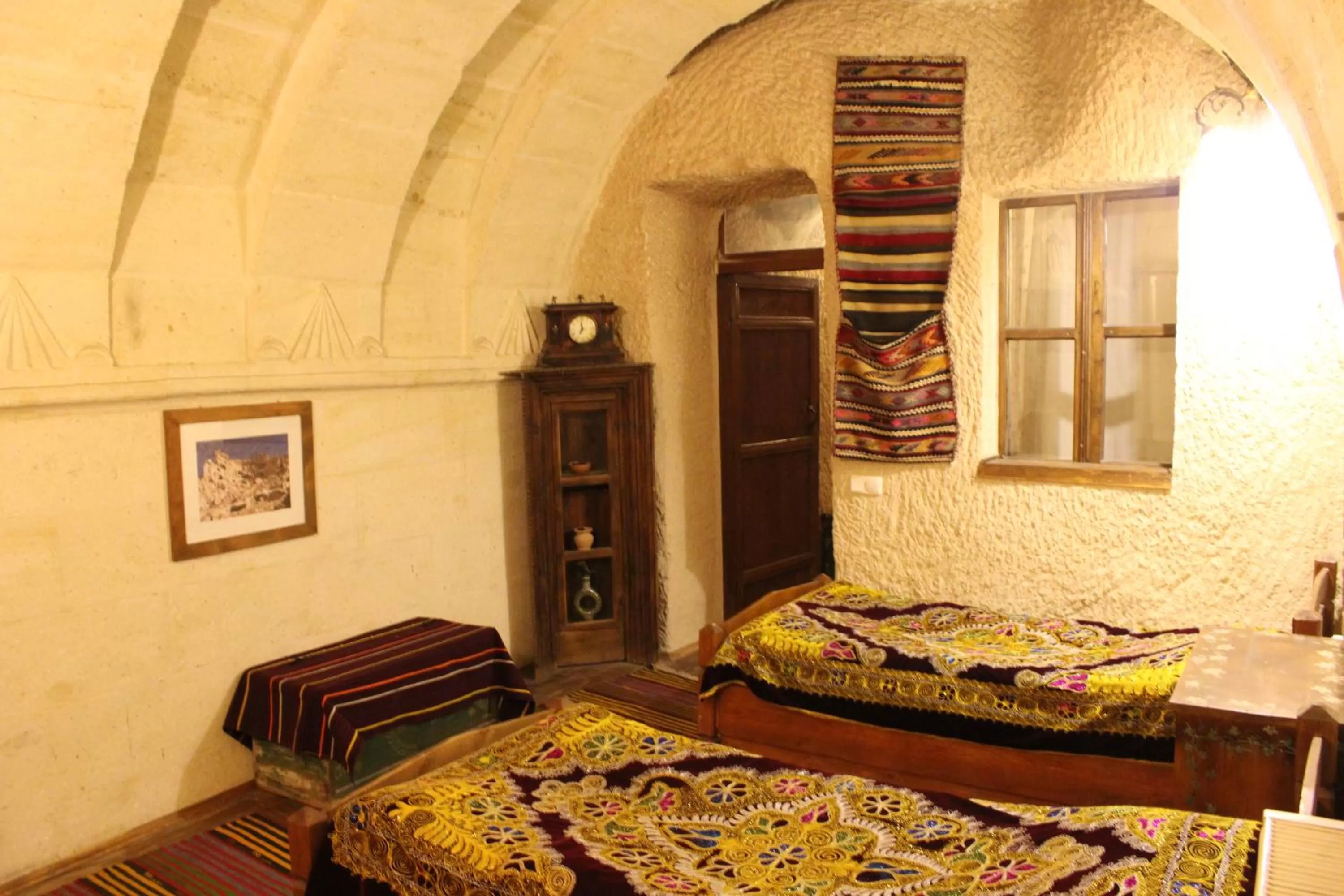 Other, Bed in Kismet Cave House