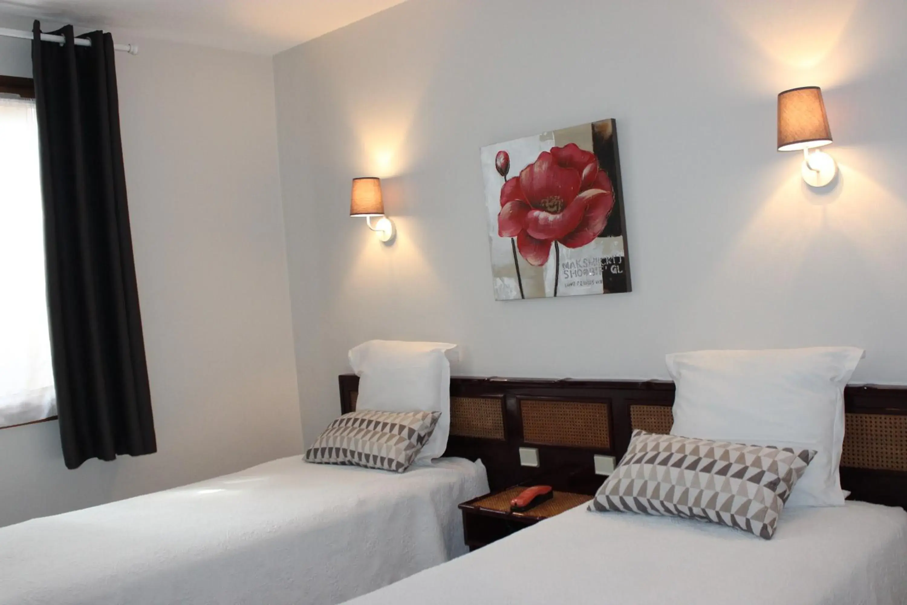 Bedroom, Bed in Logis Aurea Hotel