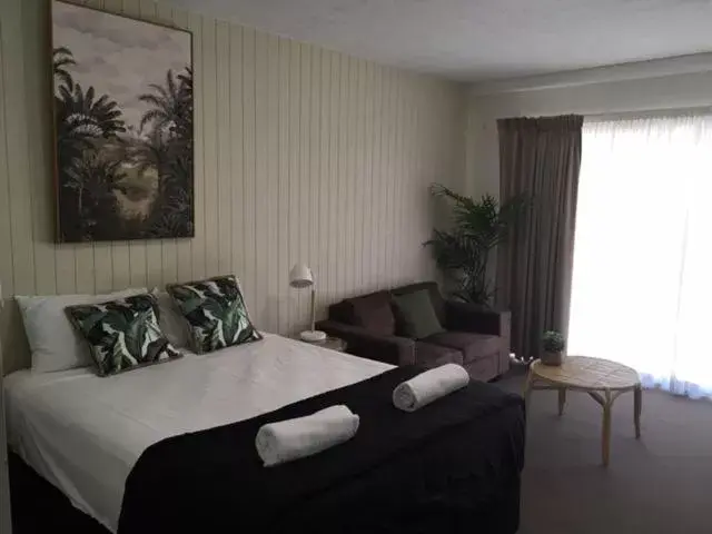 Bed in Outrigger Burleigh