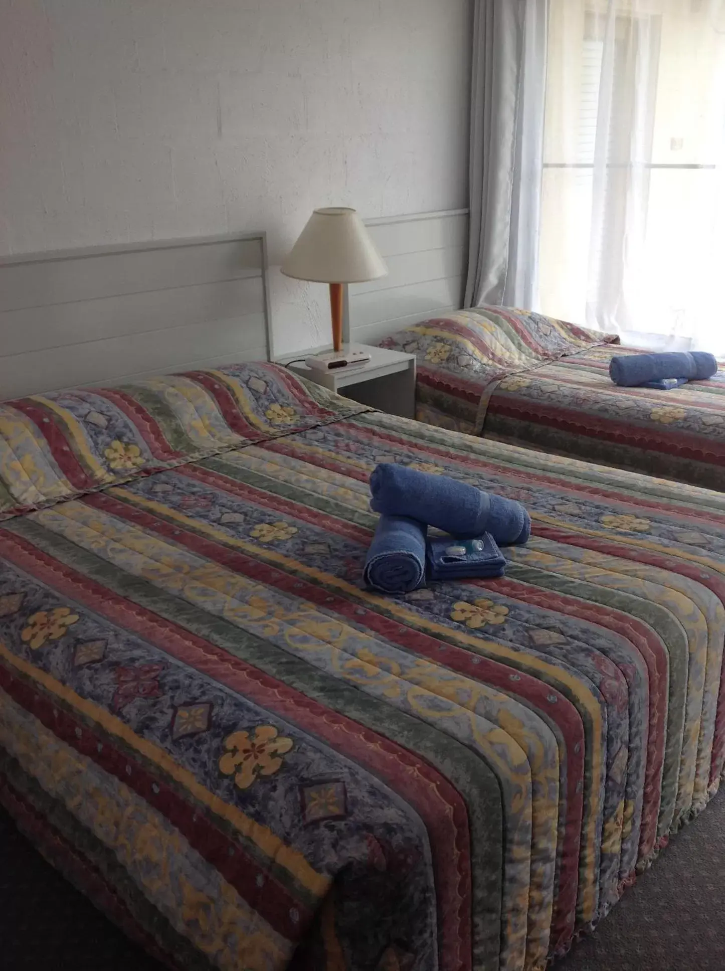Bed in Motel Farnboro