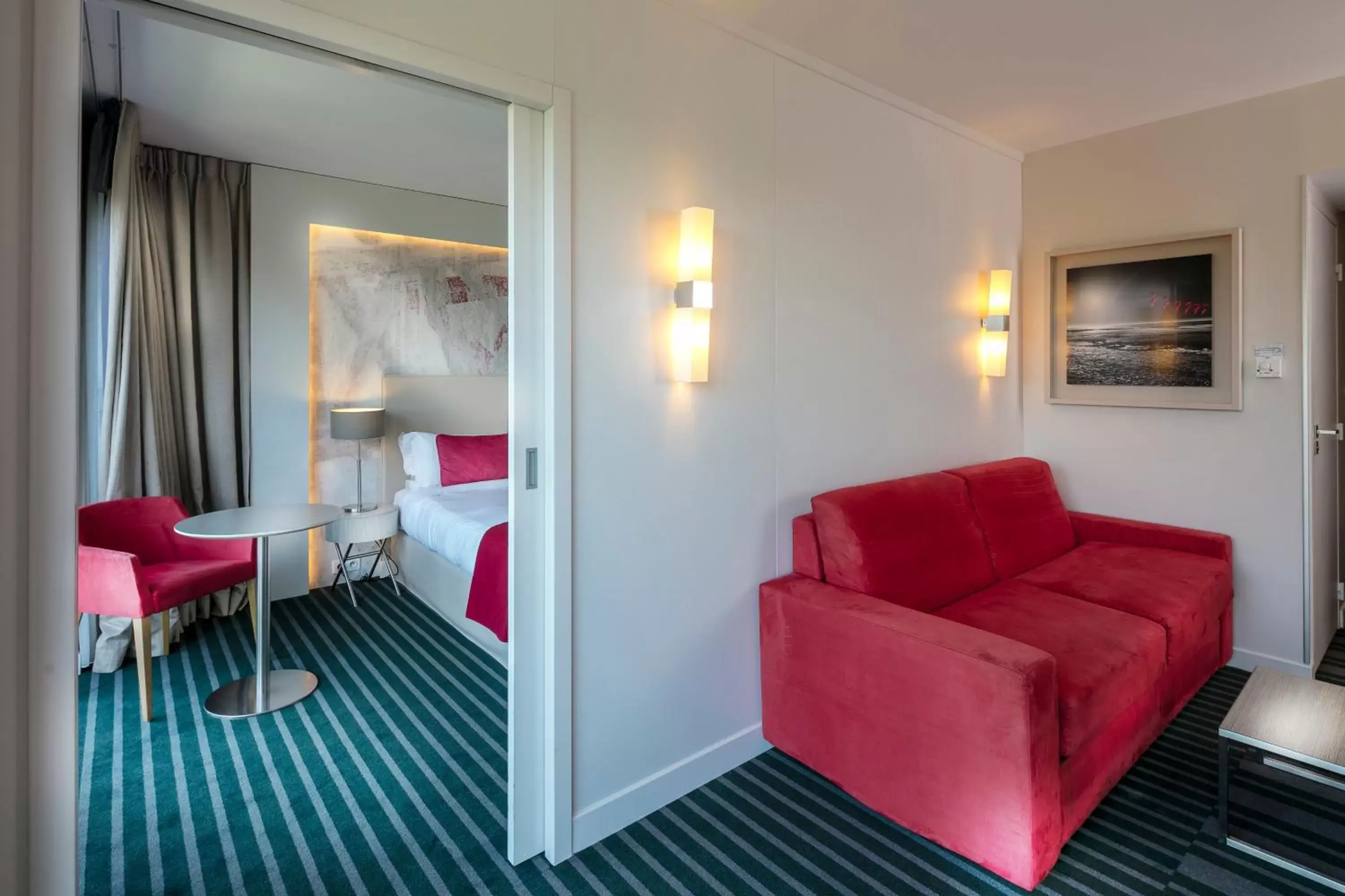 Bedroom, Seating Area in Thalazur Cabourg - Hôtel & Spa