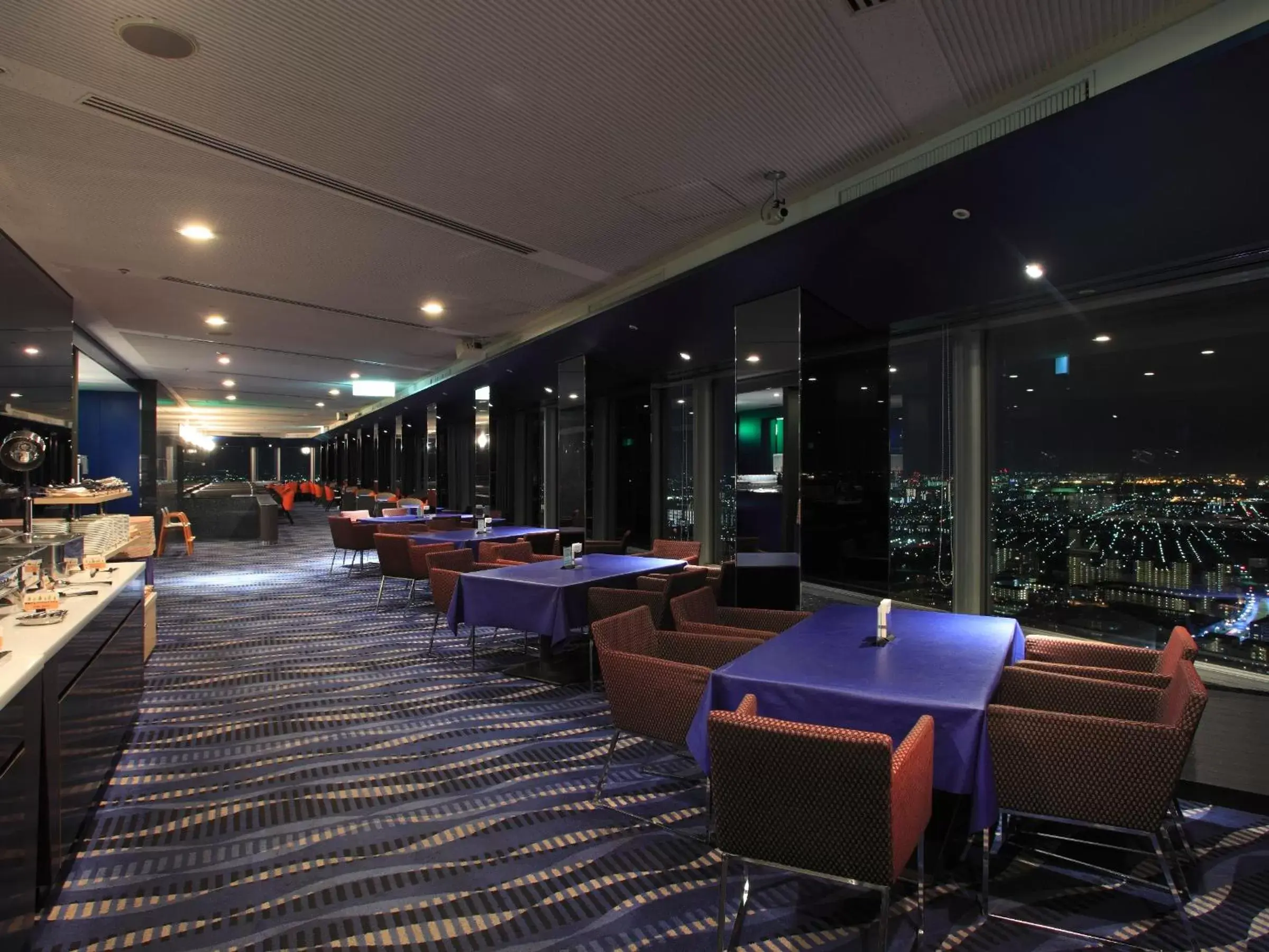 Restaurant/places to eat in APA Hotel & Resort Tokyo Bay Makuhari