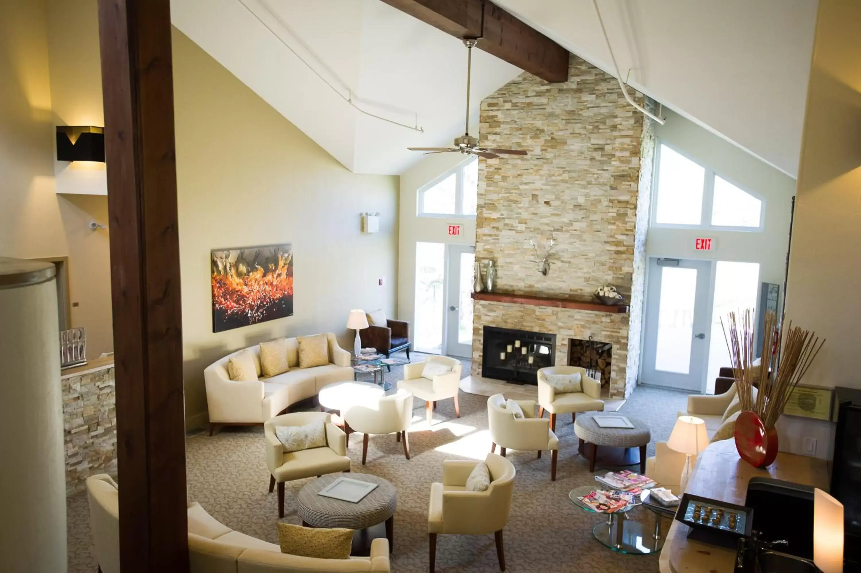 Communal lounge/ TV room in Millcroft Inn & Spa