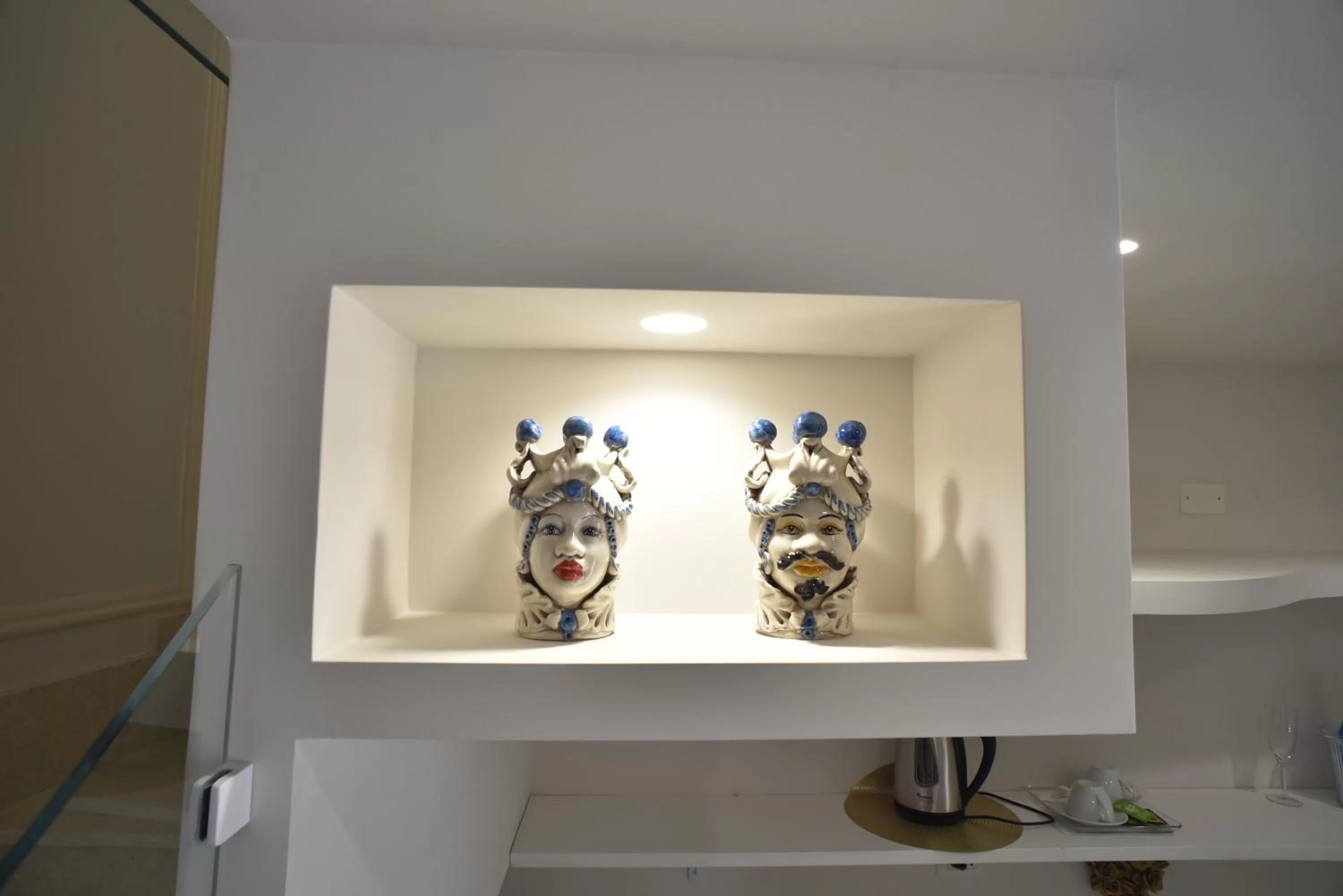 hair dresser in Home dentro il teatro