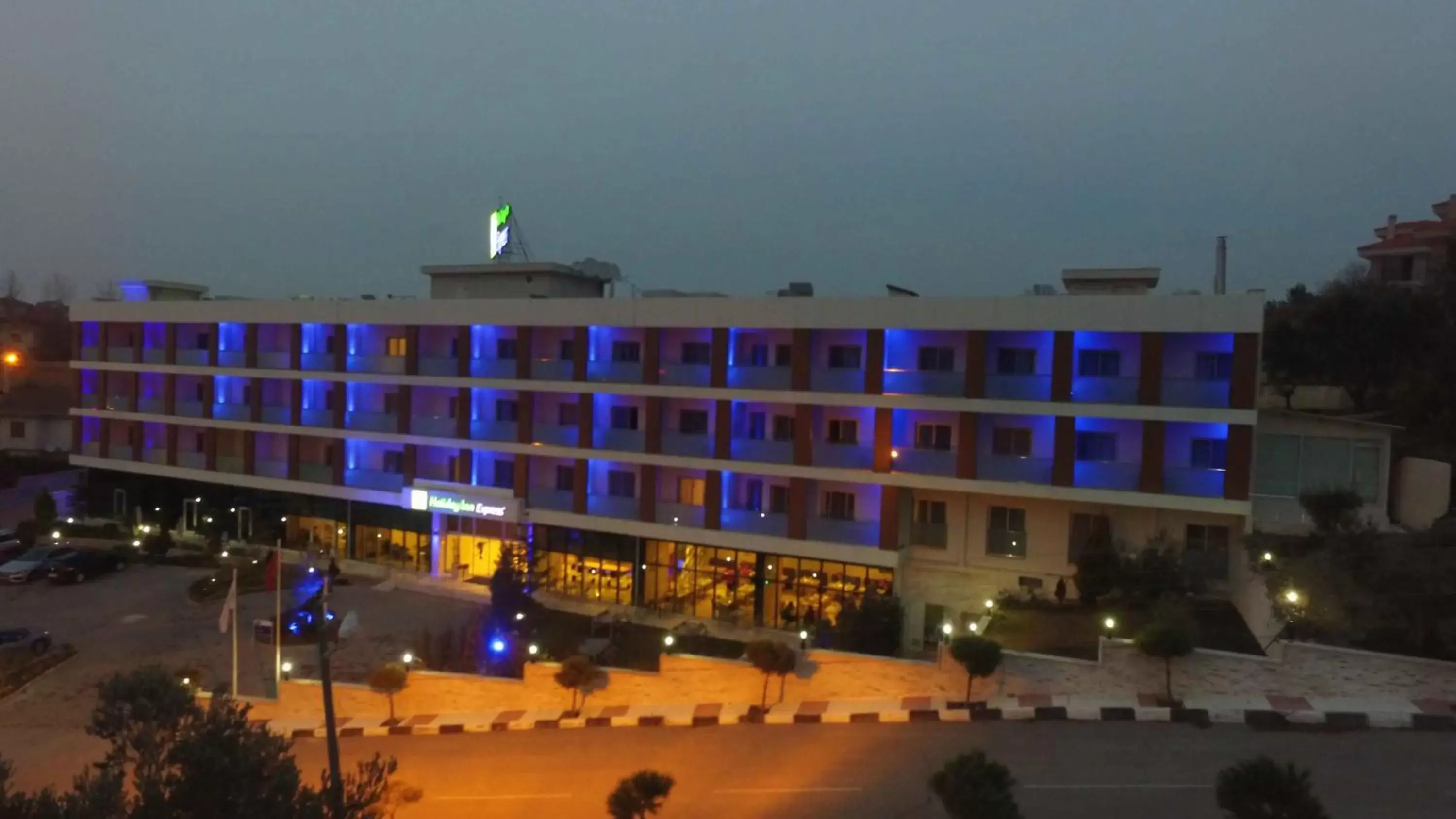 Property Building in Holiday Inn Express Manisa-West, an IHG Hotel