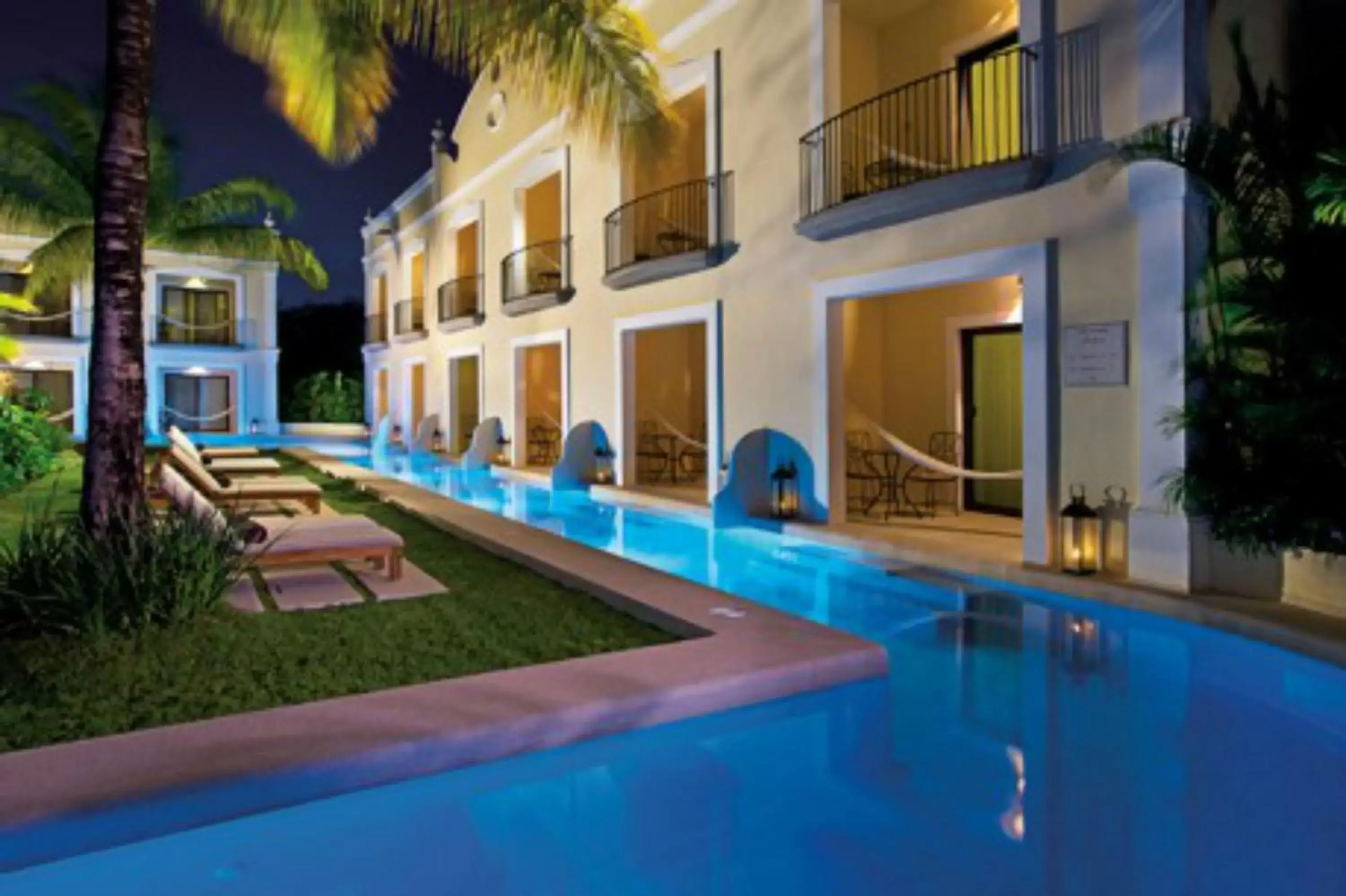 Balcony/Terrace, Swimming Pool in Dreams Tulum Resort & Spa