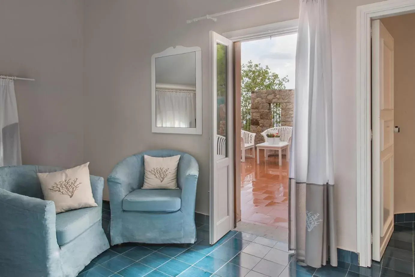 Balcony/Terrace, Seating Area in Hotel Tonnara Trabia