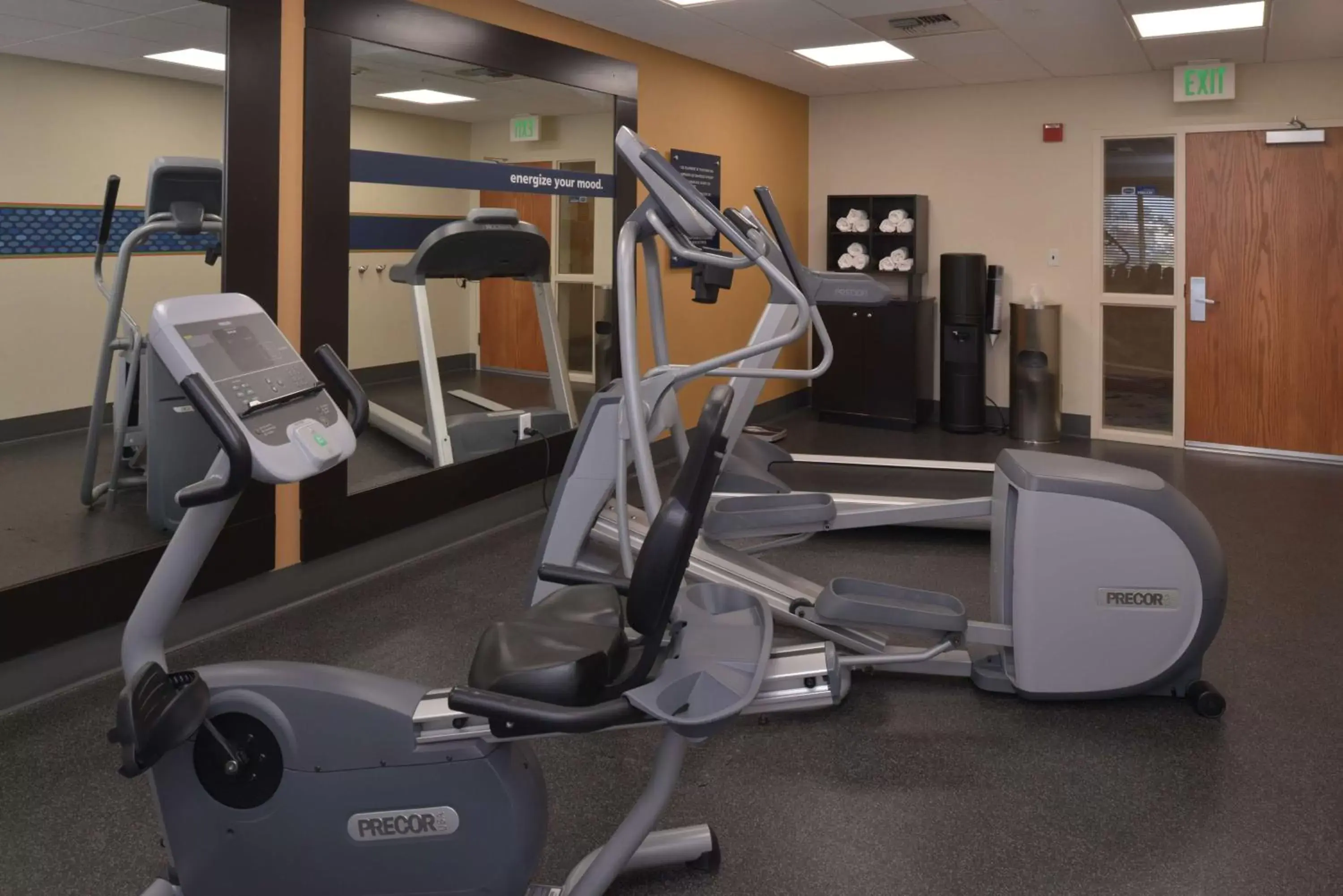 Fitness centre/facilities, Fitness Center/Facilities in Hampton Inn and Suites Bakersfield North-Airport
