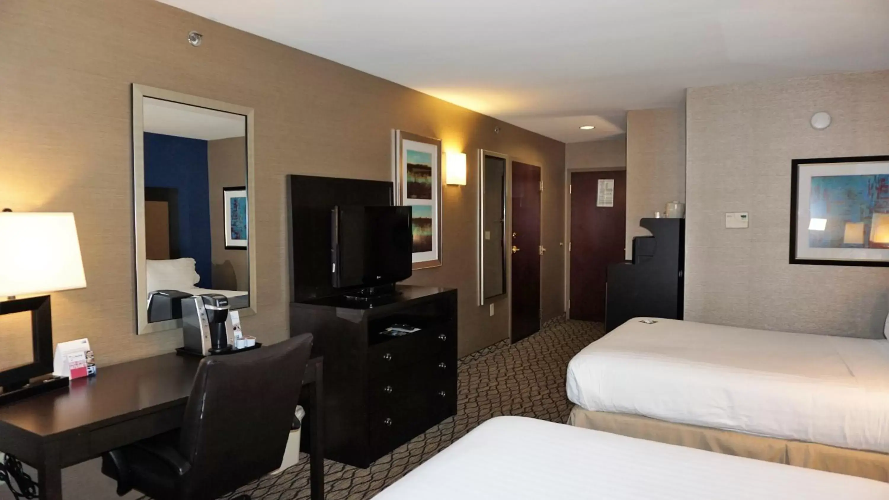 Photo of the whole room in Holiday Inn Express & Suites Gibson, an IHG Hotel