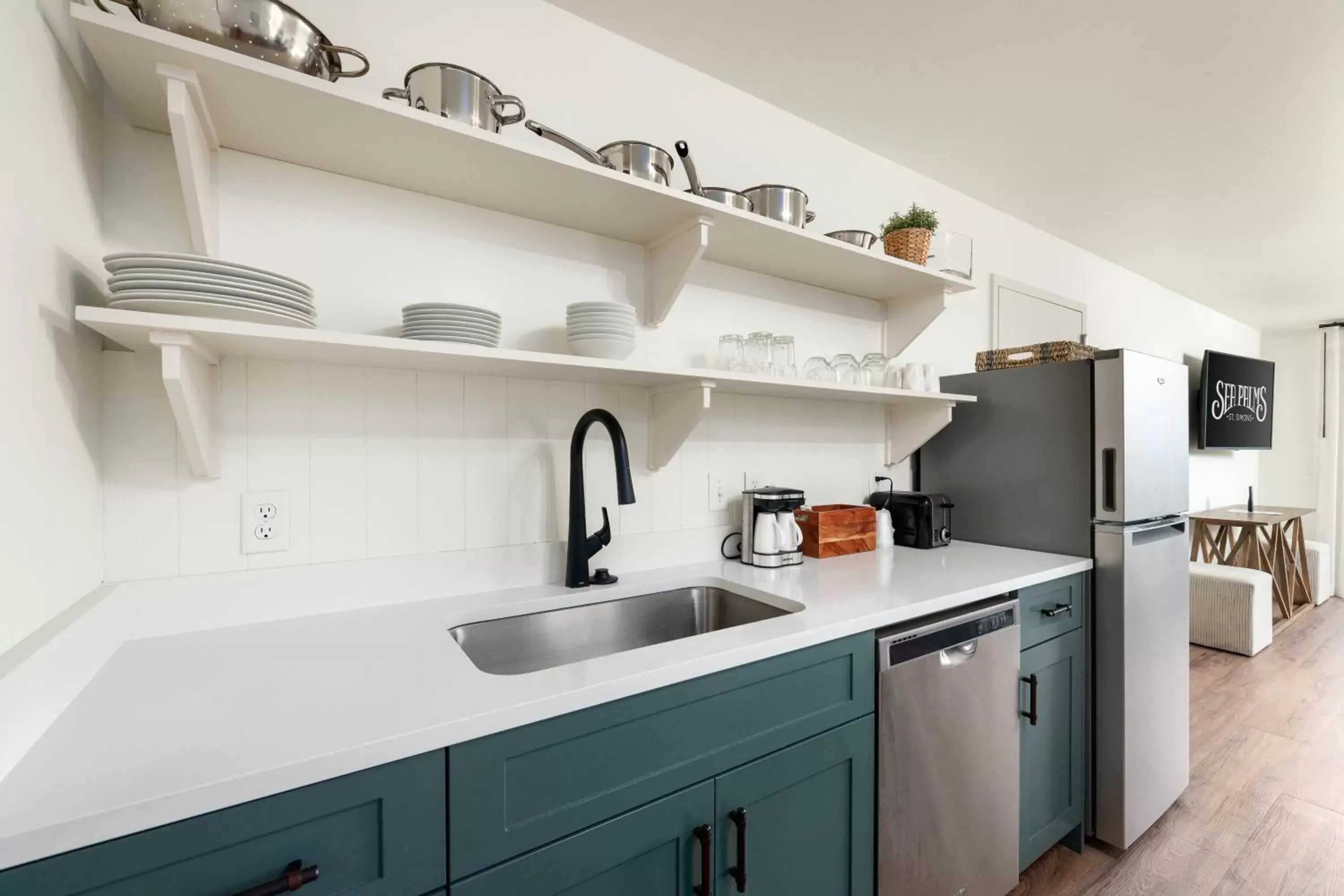 Kitchen or kitchenette, Kitchen/Kitchenette in Sea Palms Resort