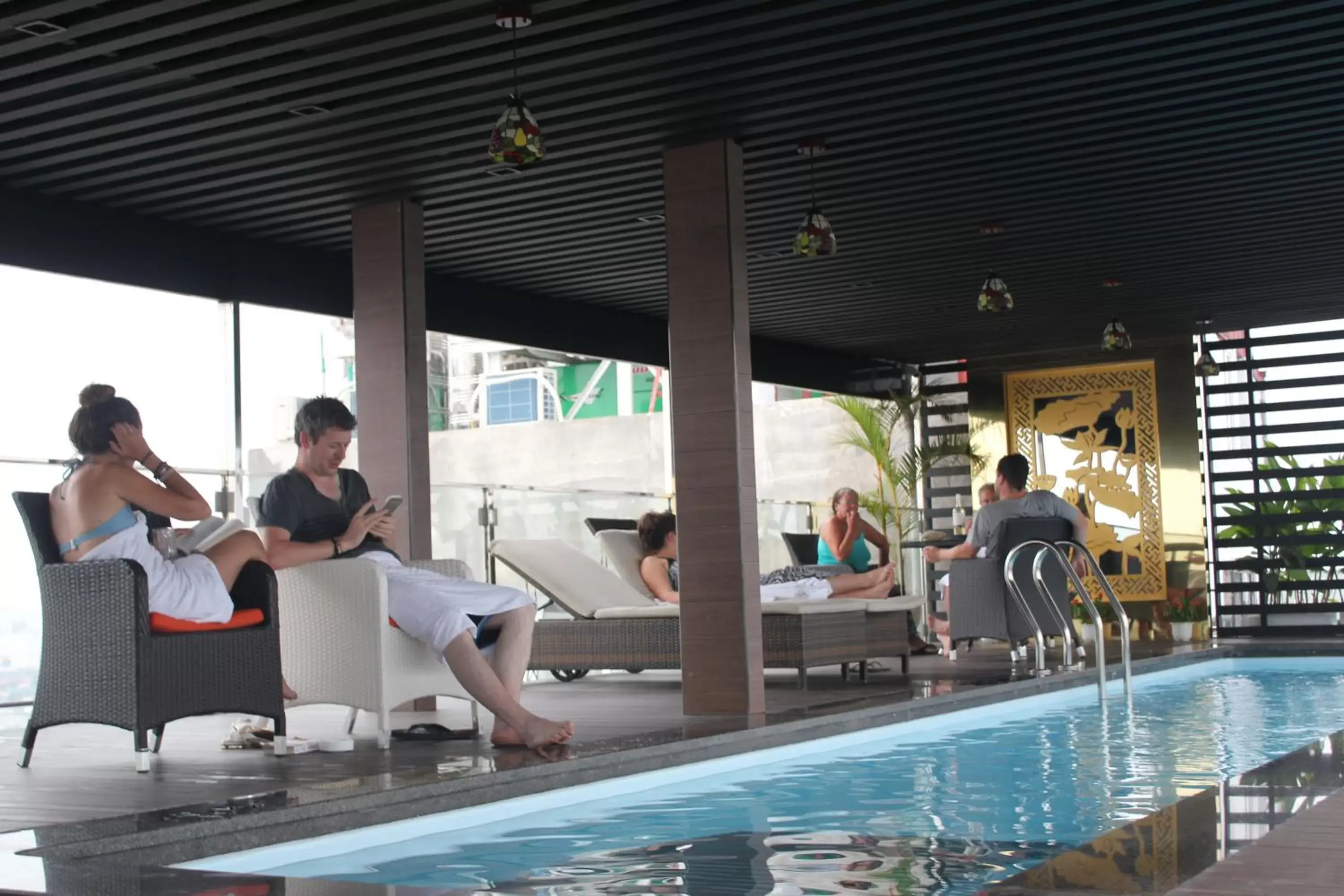 Swimming pool in Golden Lotus Luxury Hotel