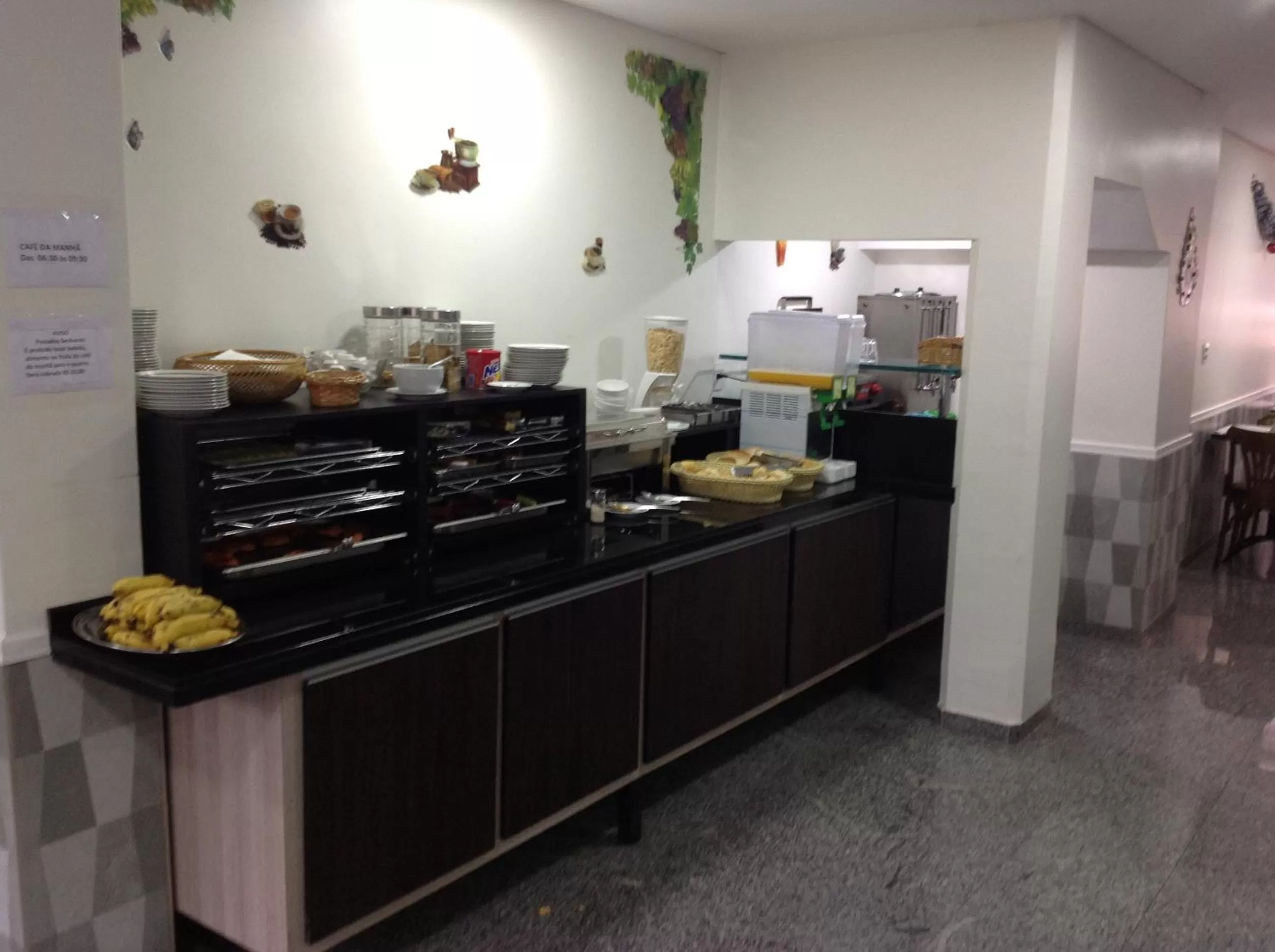 Continental breakfast in Hotel America do Sul