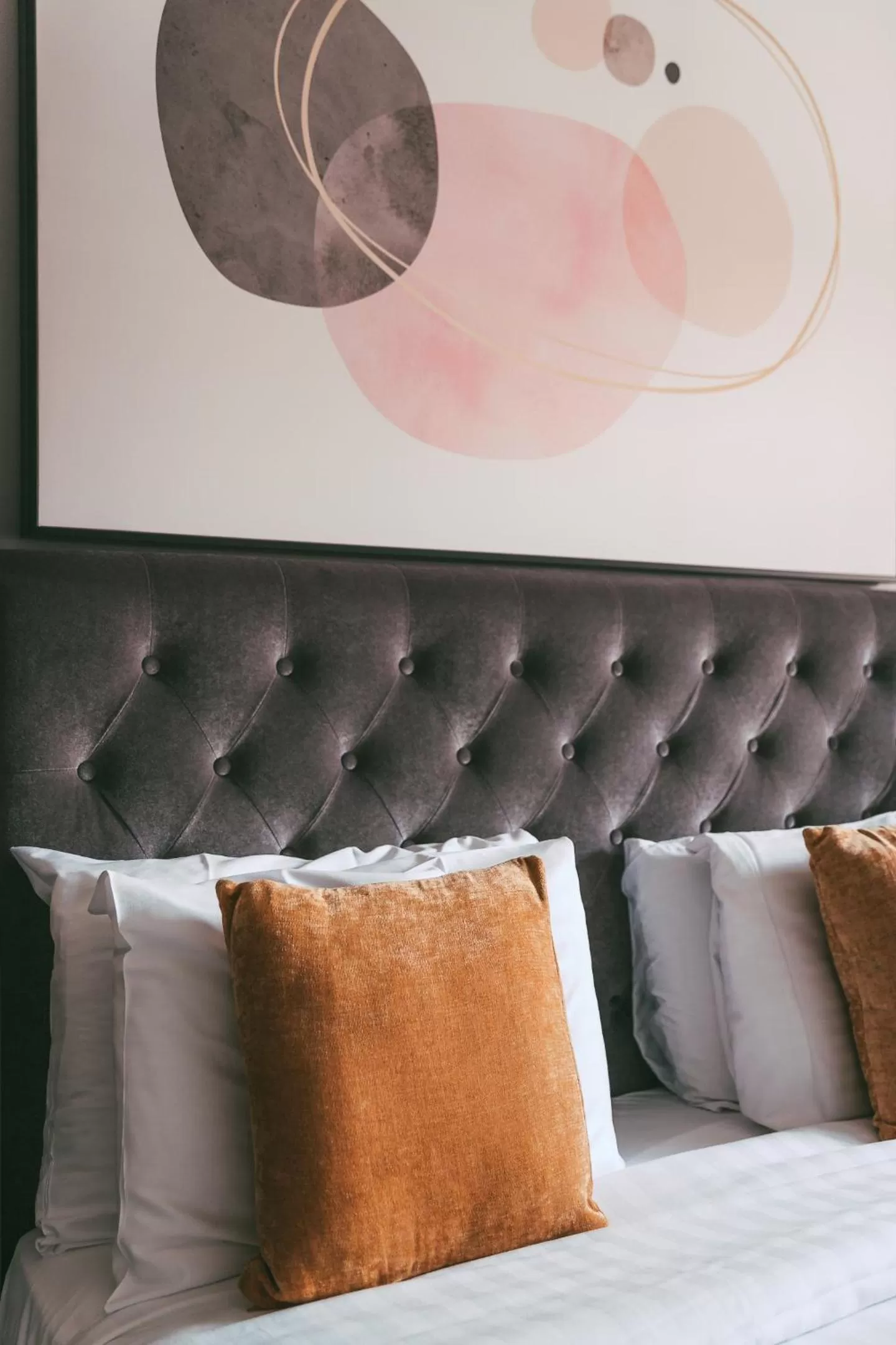 Bed in Rose & Crown Inn