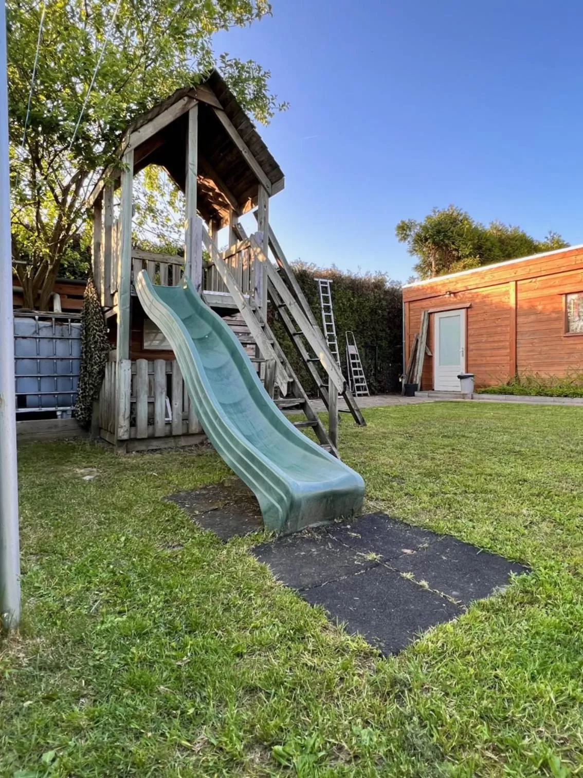 Children's Play Area in Het Huisje