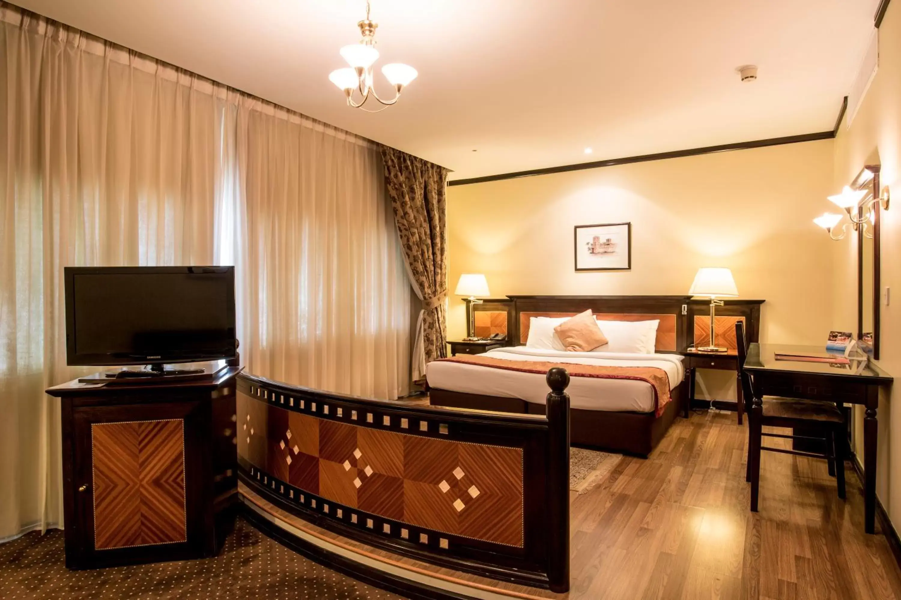 Bed in Rolla Suites Hotel -Former J5 Bur Dubai Hotel