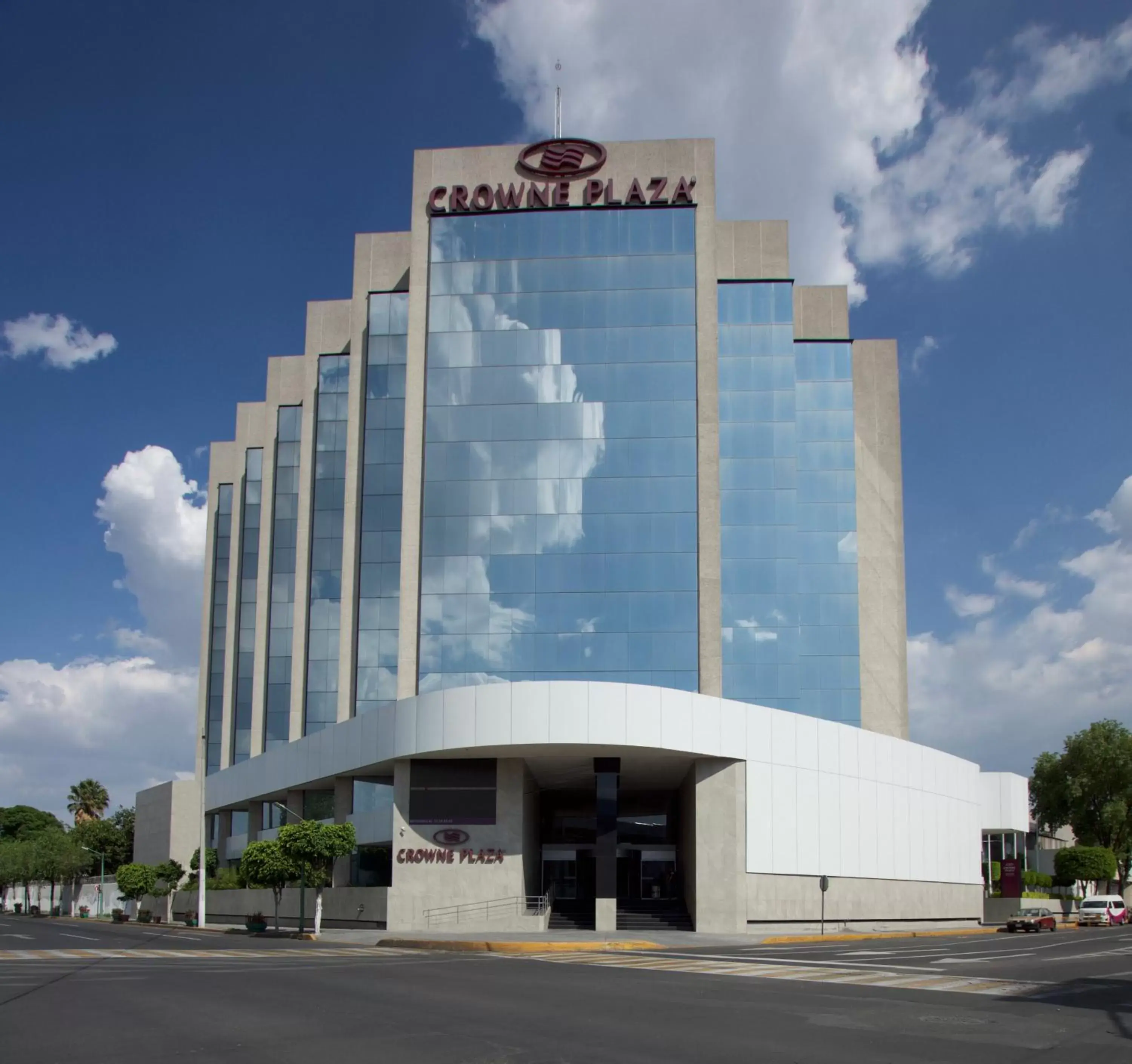 Property Building in Crowne Plaza Hotel Mexico City North-Tlalnepantla, an IHG Hotel