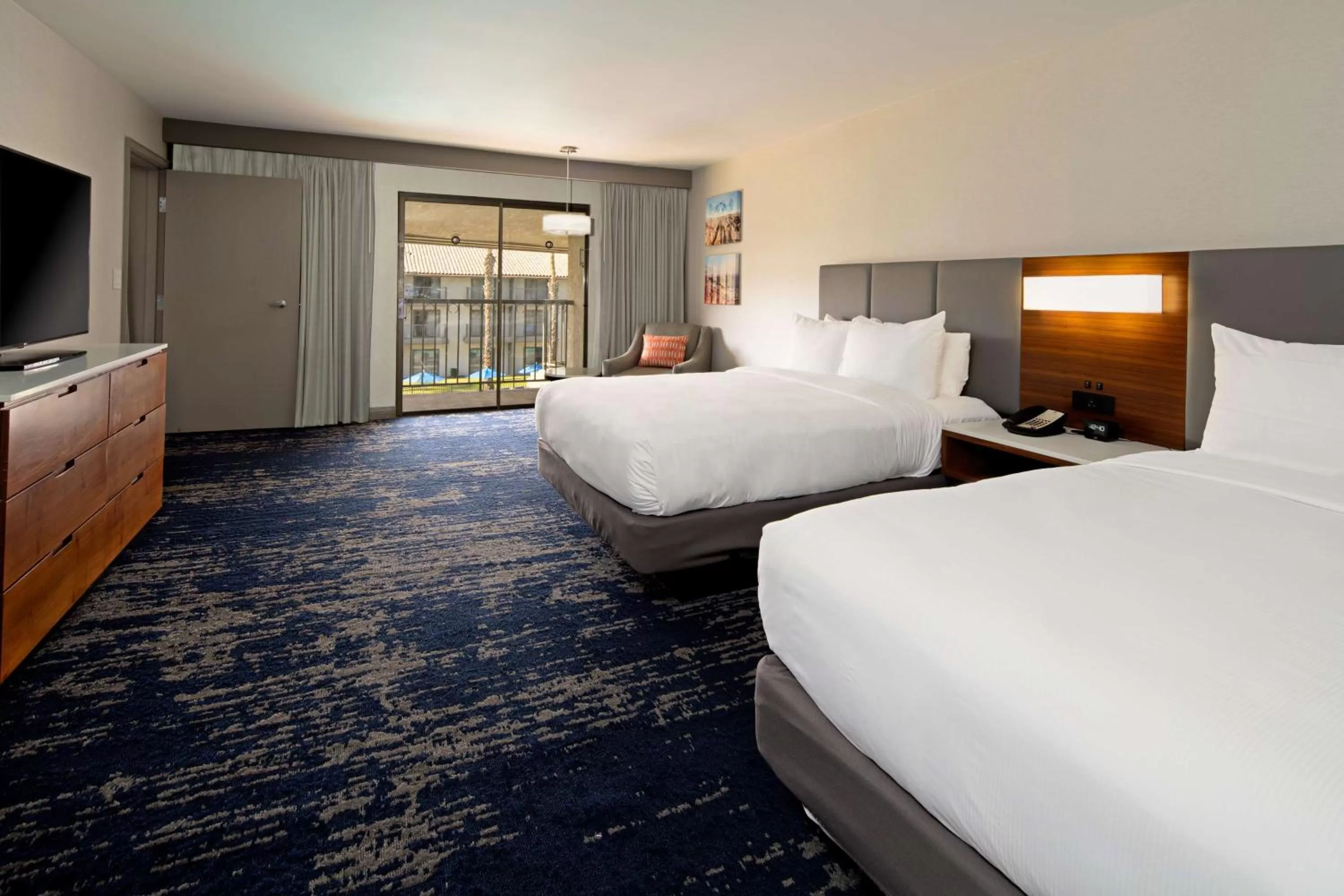 Photo of the whole room in DoubleTree by Hilton Bakersfield