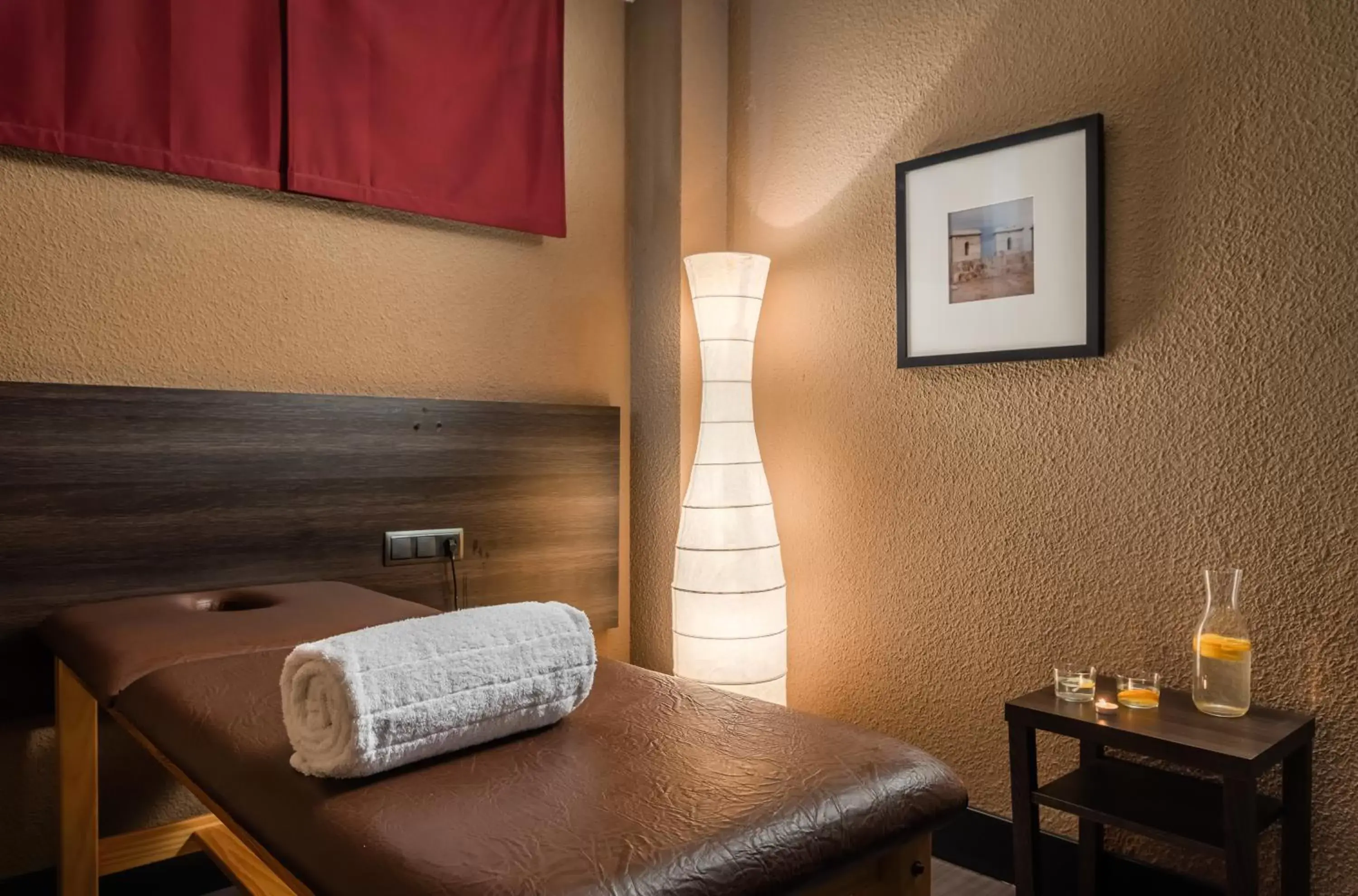 Massage, Bed in Hotel Medium Valencia