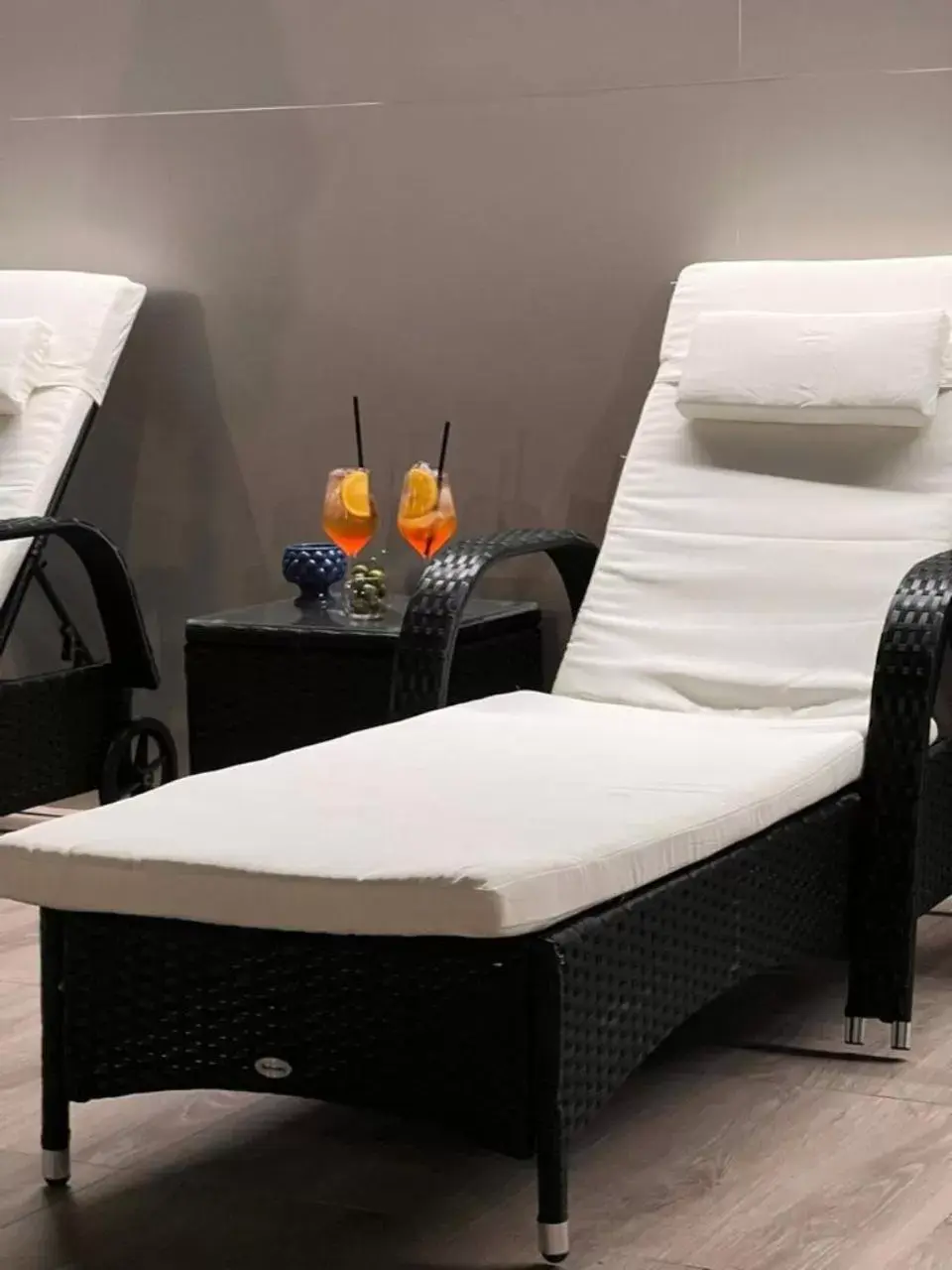 Hot Tub, Bed in Palazzo Firenze Hot Tub, Bed in Palazzo Firenze