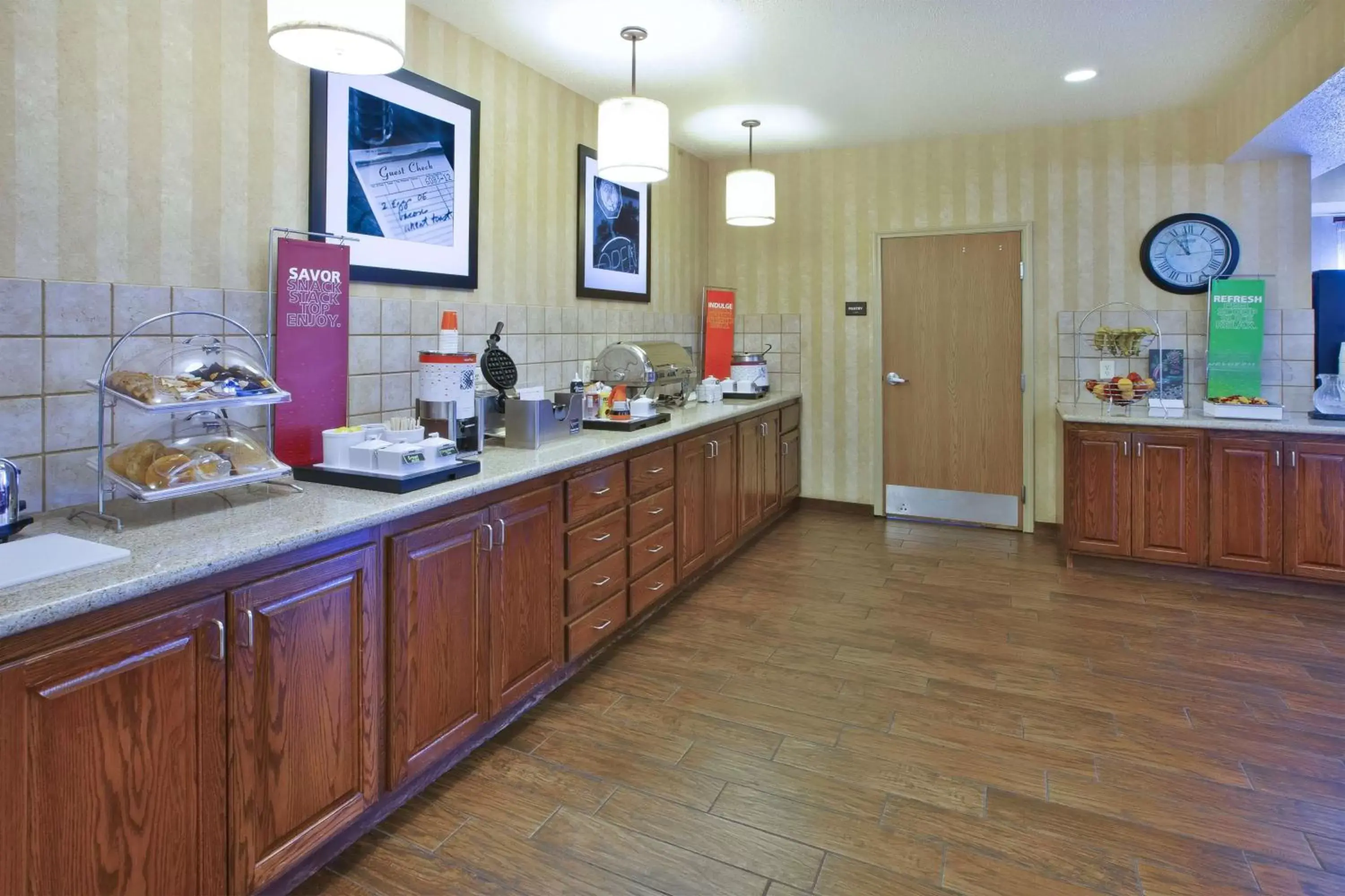 Dining area, Restaurant/Places to Eat in Hampton Inn Pittsburgh Area-Beaver Valley-Center Township