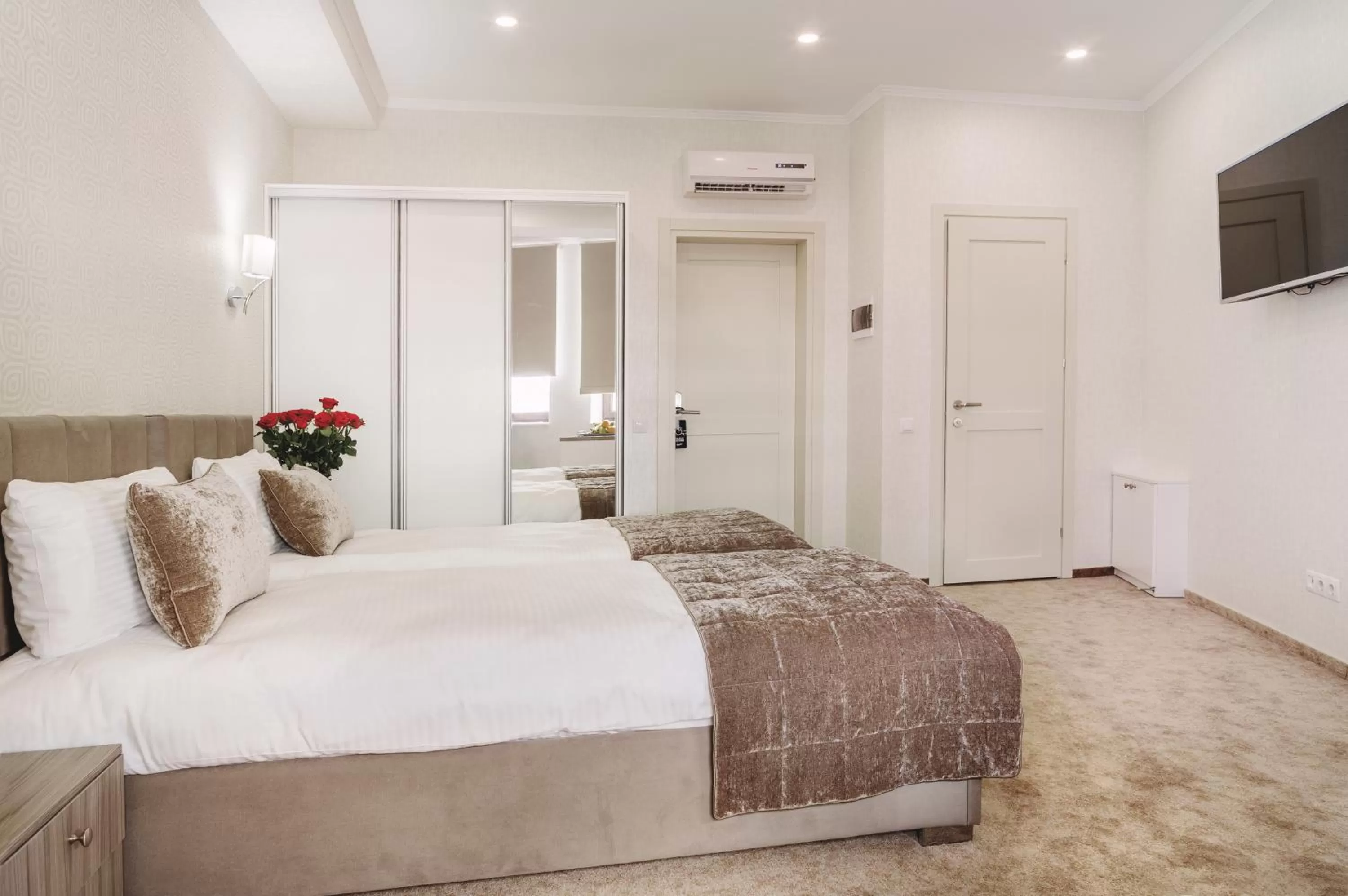 Bed in Familion ApartHotel