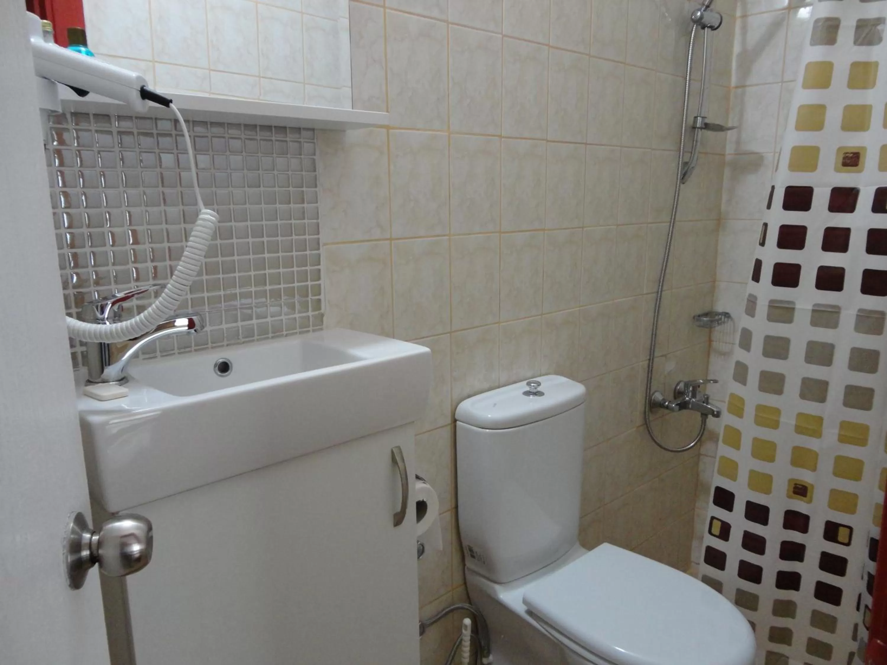 Toilet in Olimpiyat Hotel Izmir