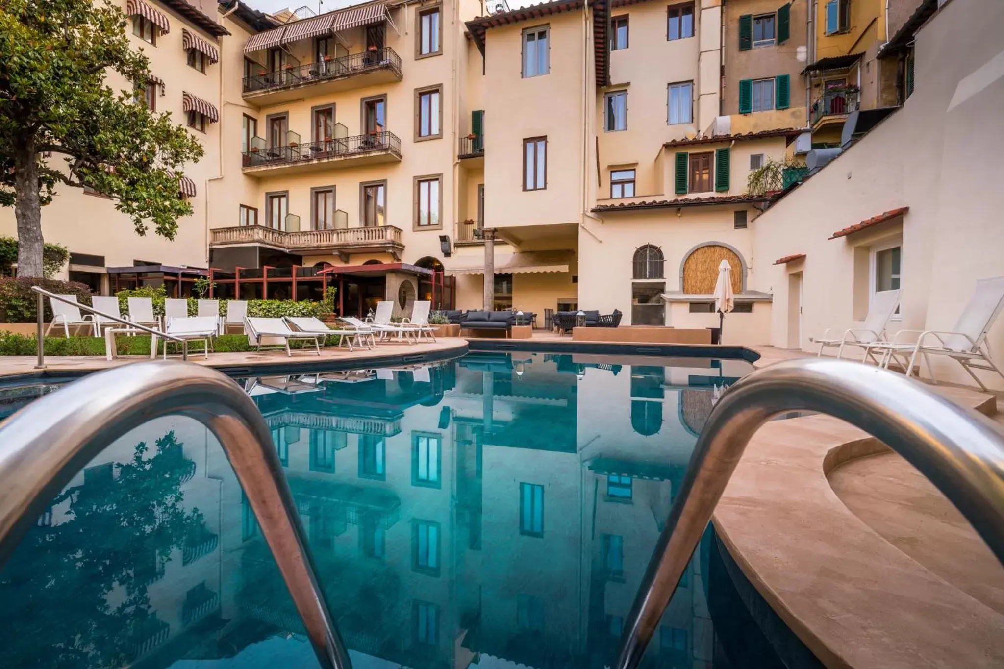 Pool view, Swimming Pool in Hotel Croce Di Malta