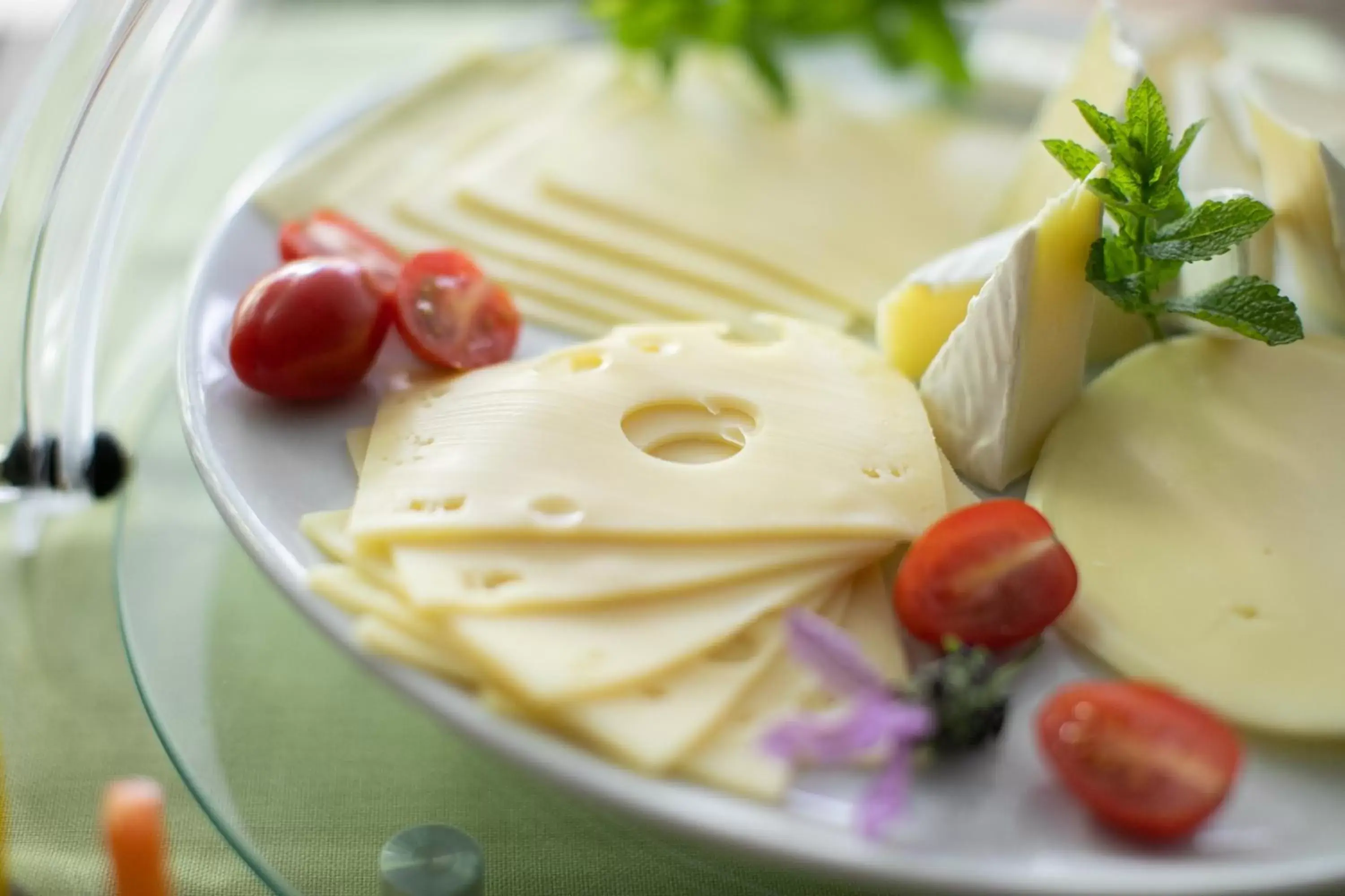 Continental breakfast, Food in Hotel Stern