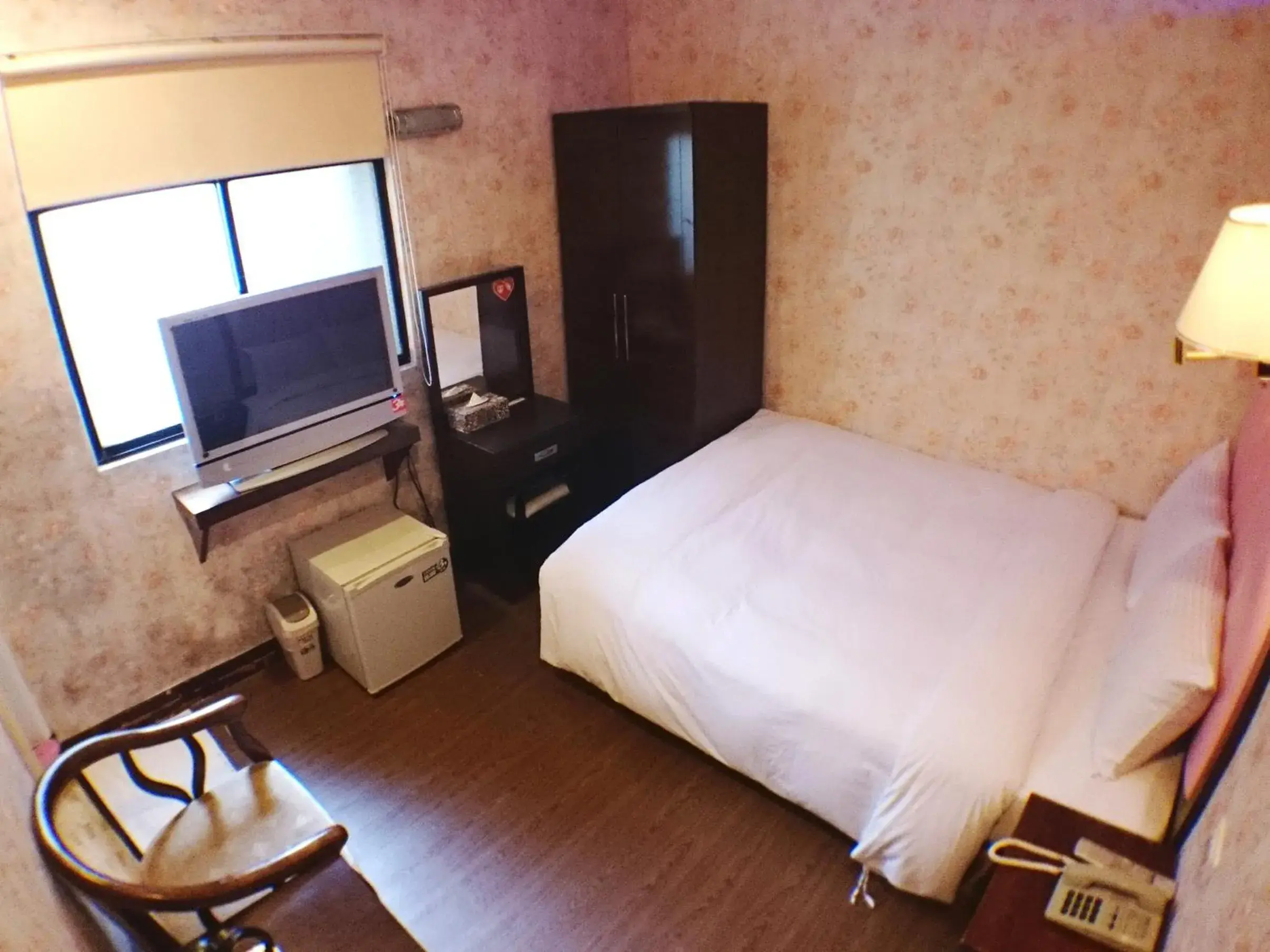 Photo of the whole room, Bed in Fu Chia Hotel