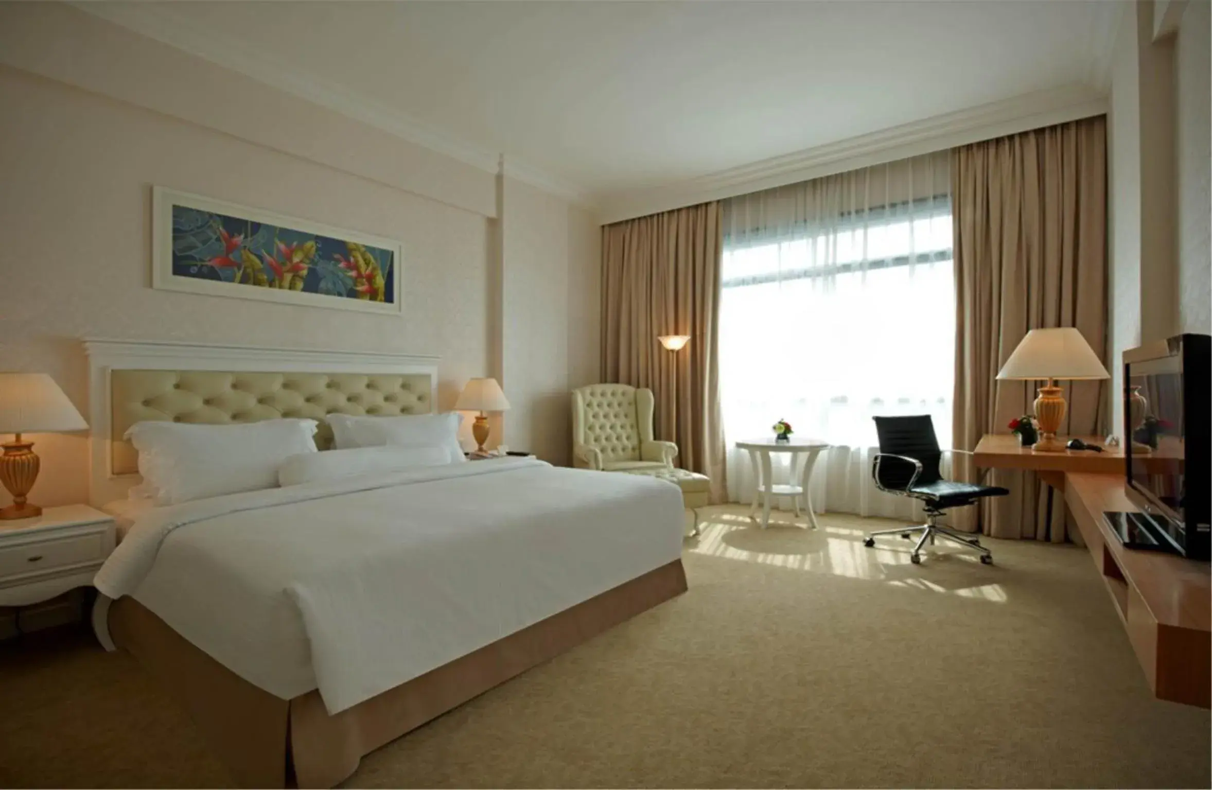 Bed in Royale Chulan Damansara